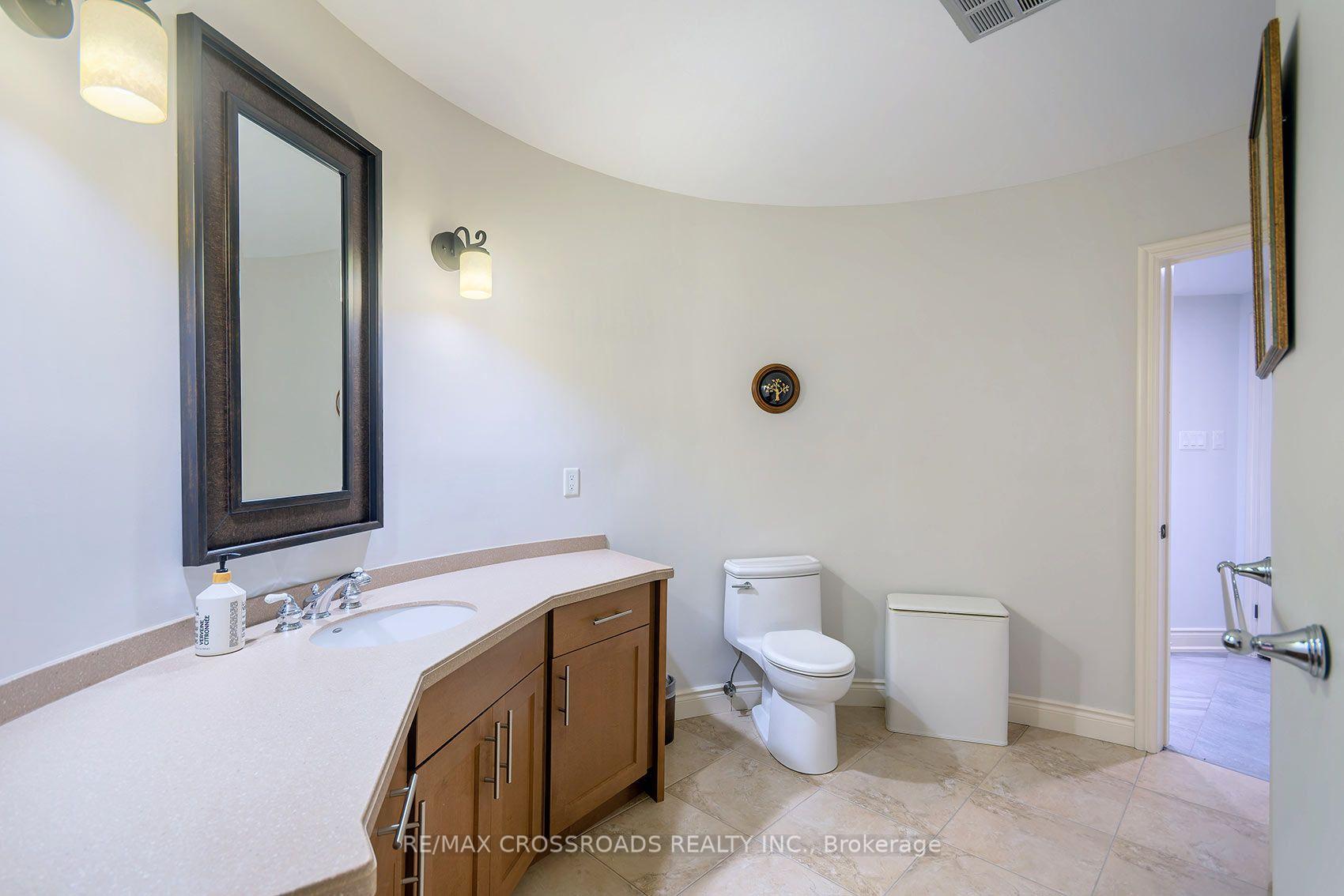 Photo 31 of 127 Taylorwood Court, Oshawa, Samac — HOMEH