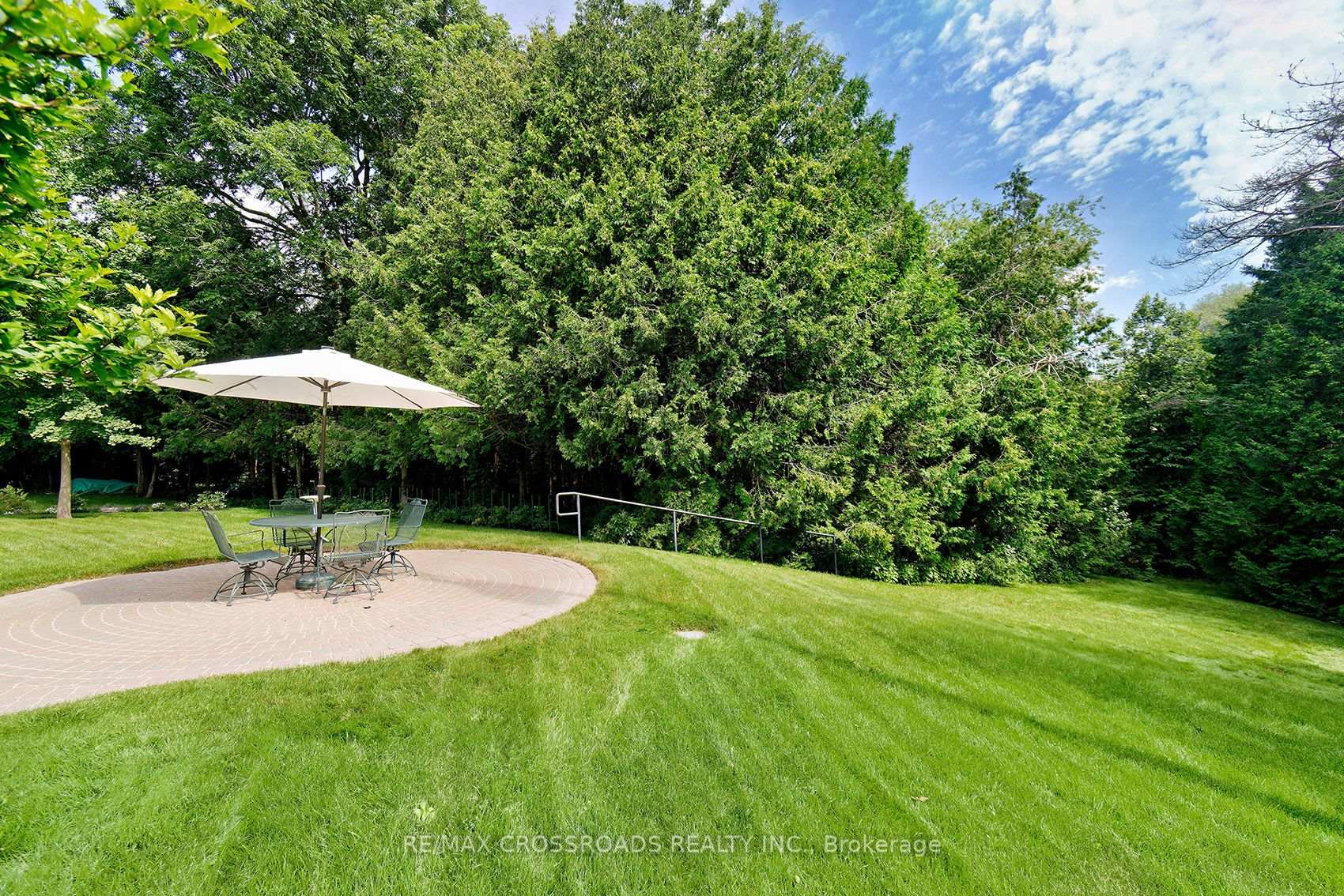 Photo 49 of 127 Taylorwood Court, Oshawa, Samac — HOMEH