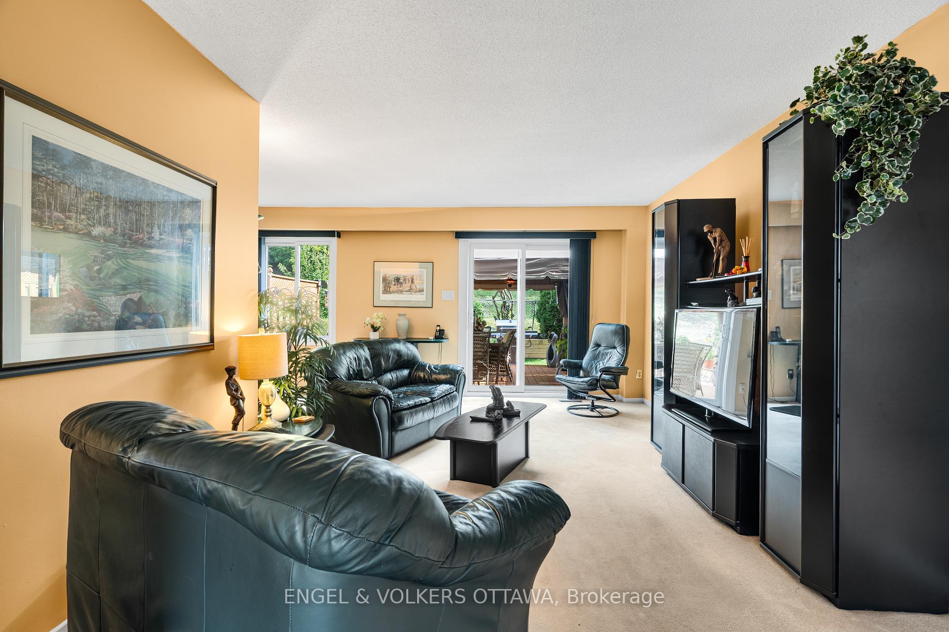 Photo 7 of Unit 34, 1793 Axminster Court, Ottawa, Convent Glen South — HOMEH