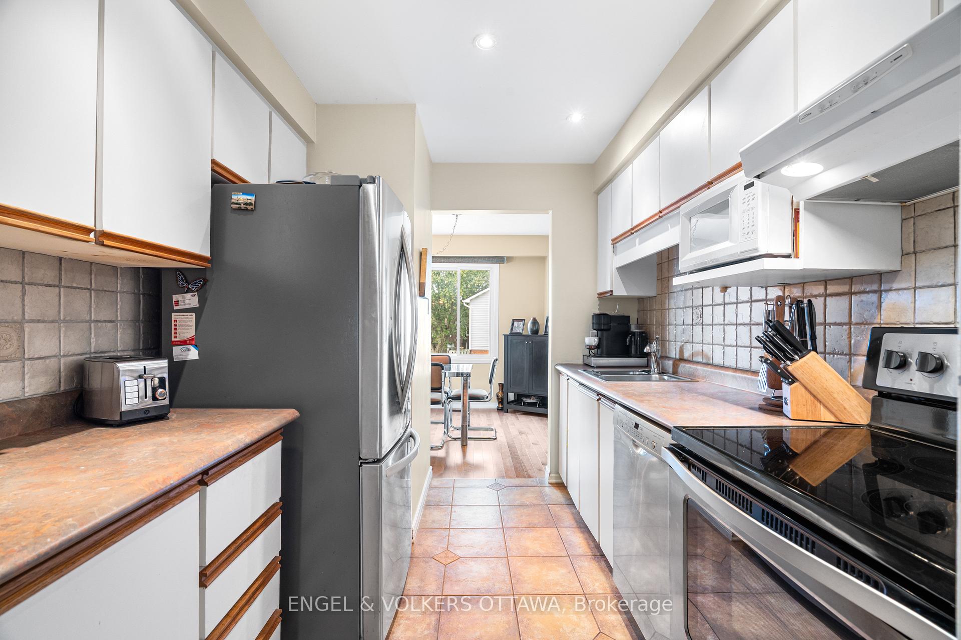 Photo 12 of Unit 34, 1793 Axminster Court, Ottawa, Convent Glen South — HOMEH