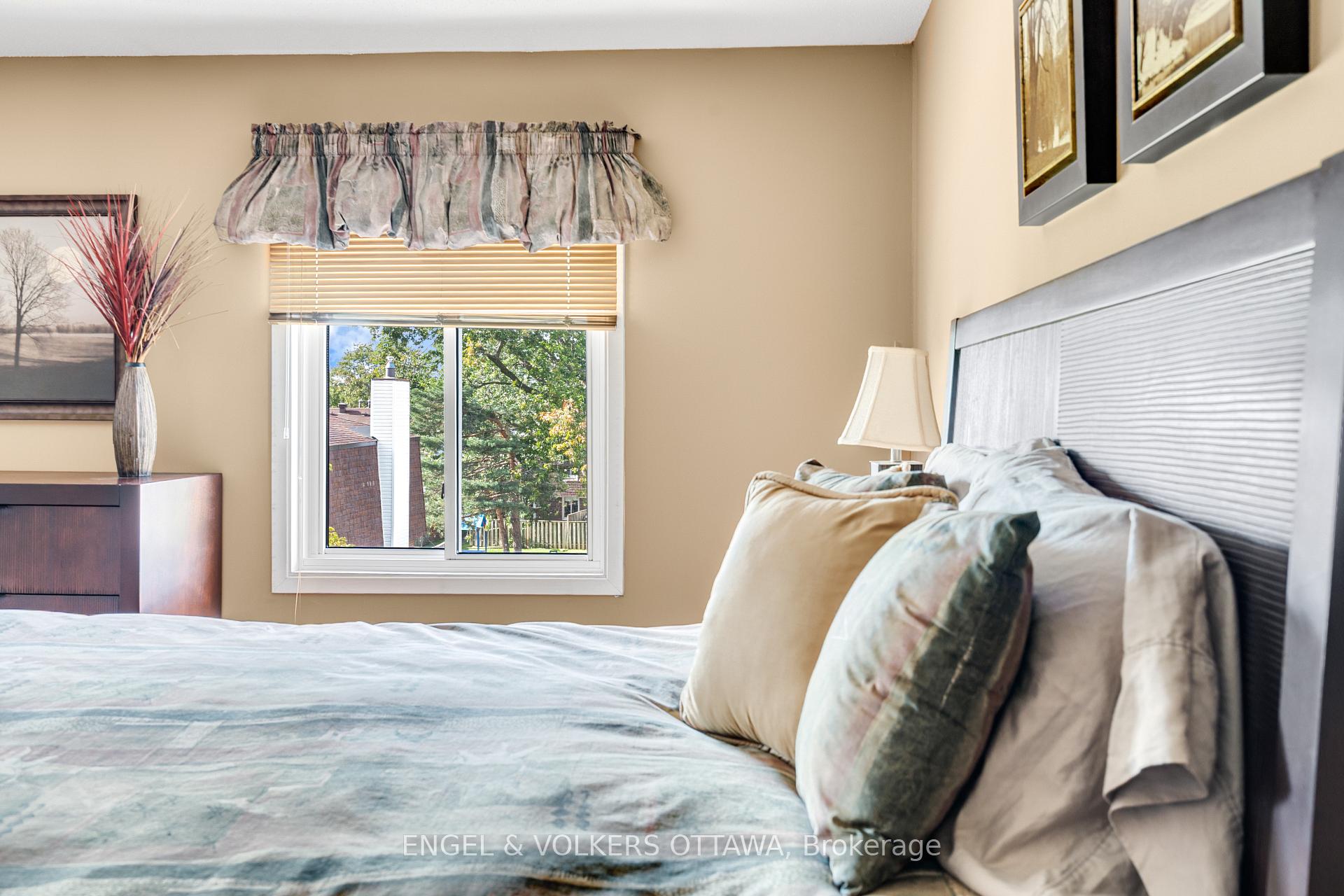 Photo 28 of Unit 34, 1793 Axminster Court, Ottawa, Convent Glen South — HOMEH