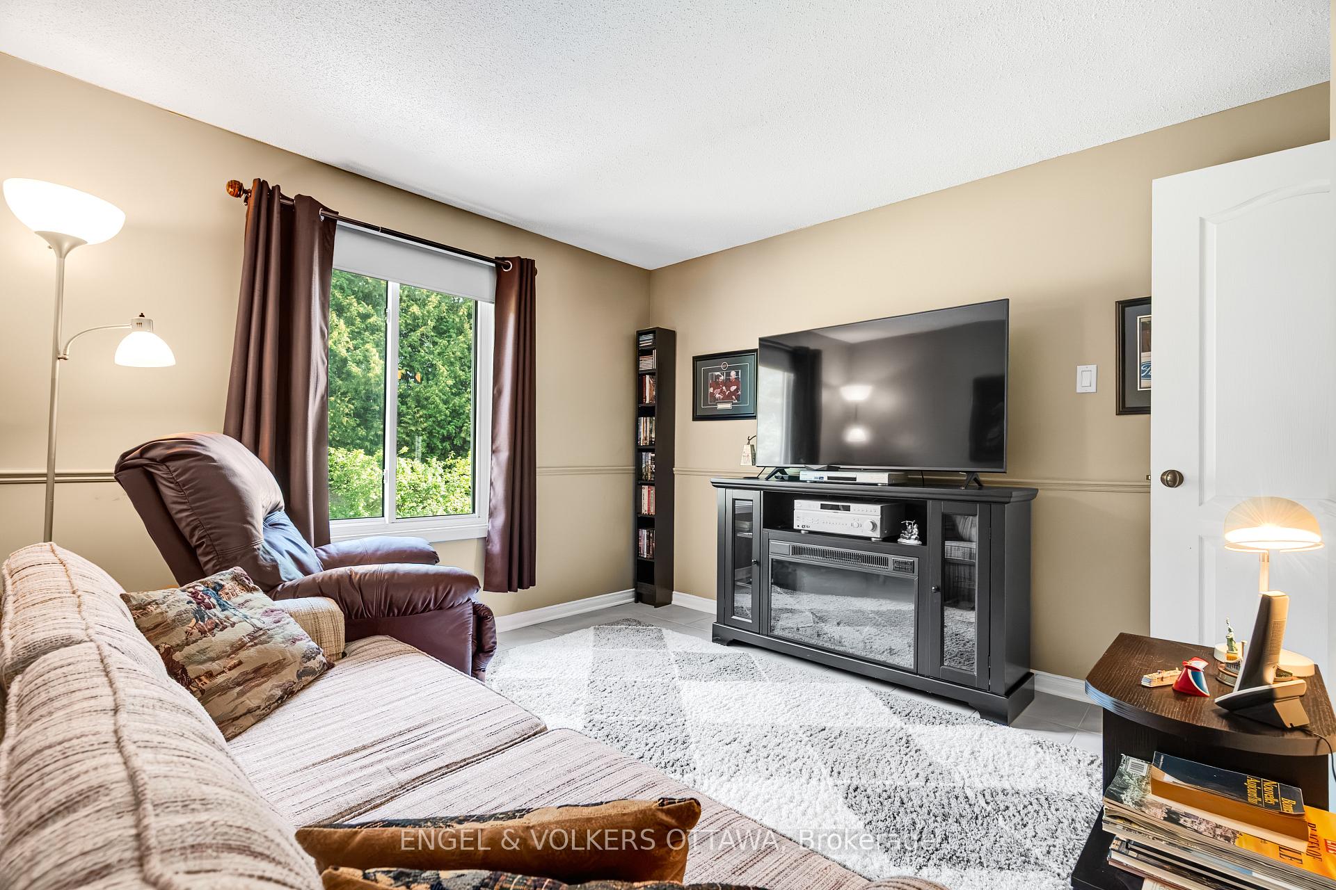 Photo 31 of Unit 34, 1793 Axminster Court, Ottawa, Convent Glen South — HOMEH