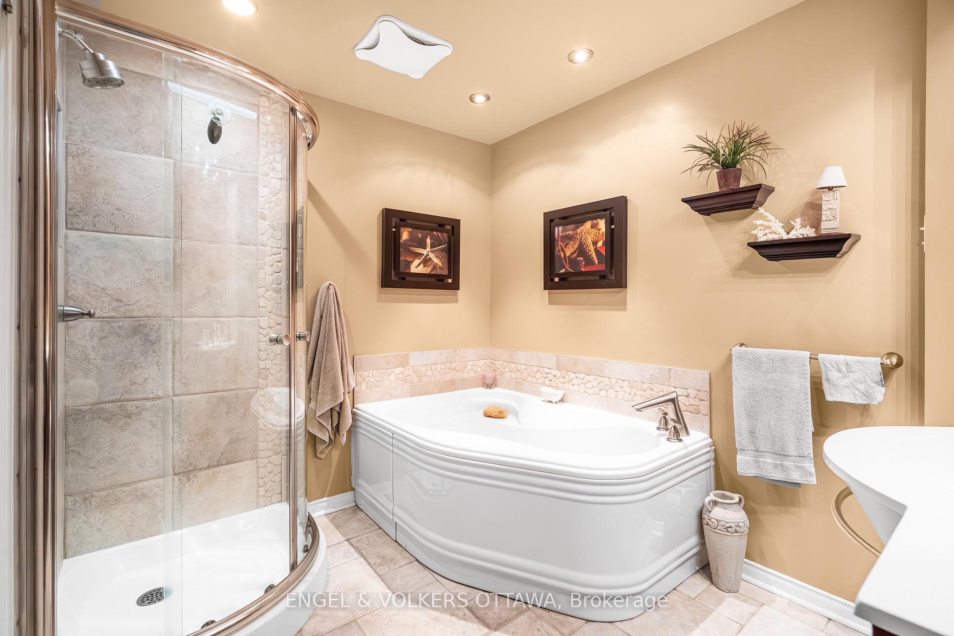 Photo 36 of Unit 34, 1793 Axminster Court, Ottawa, Convent Glen South — HOMEH