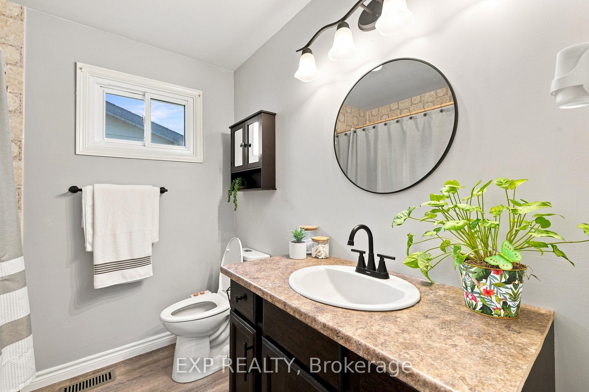 Photo 24 of 447 Drummerhill Crescent, Waterloo, Maple Hills — HOMEH