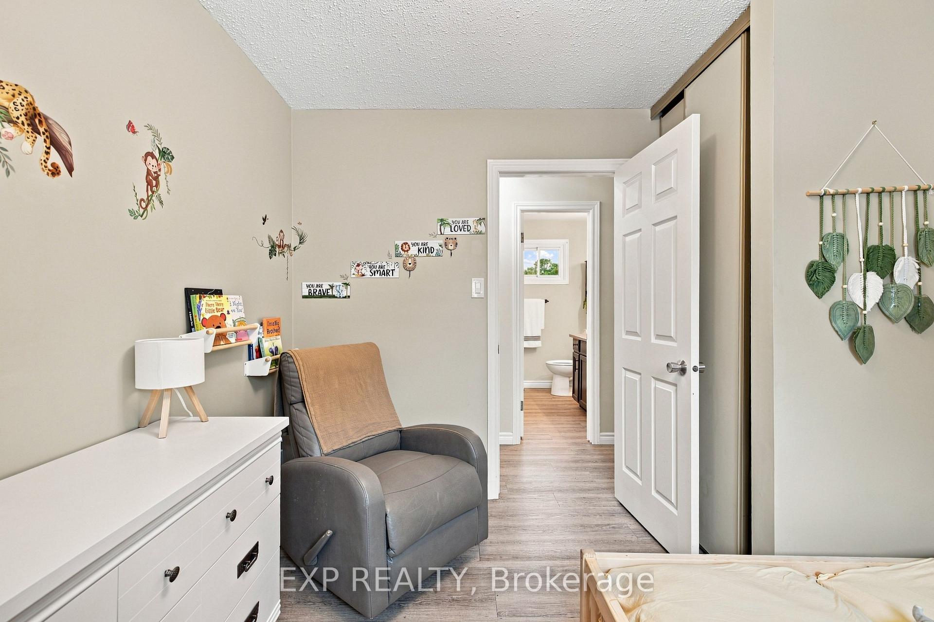 Photo 27 of 447 Drummerhill Crescent, Waterloo, Maple Hills — HOMEH