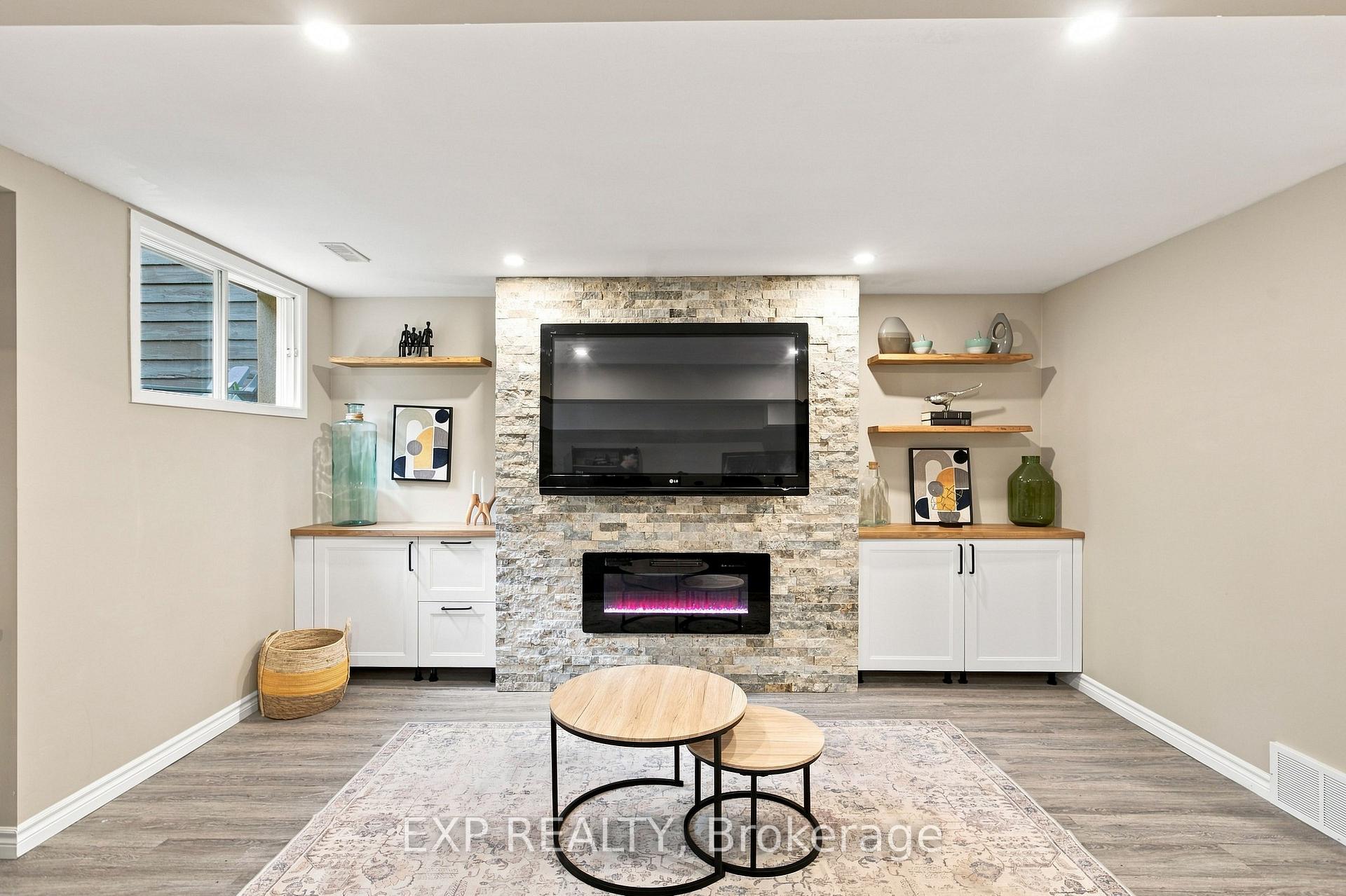 Photo 38 of 447 Drummerhill Crescent, Waterloo, Maple Hills — HOMEH