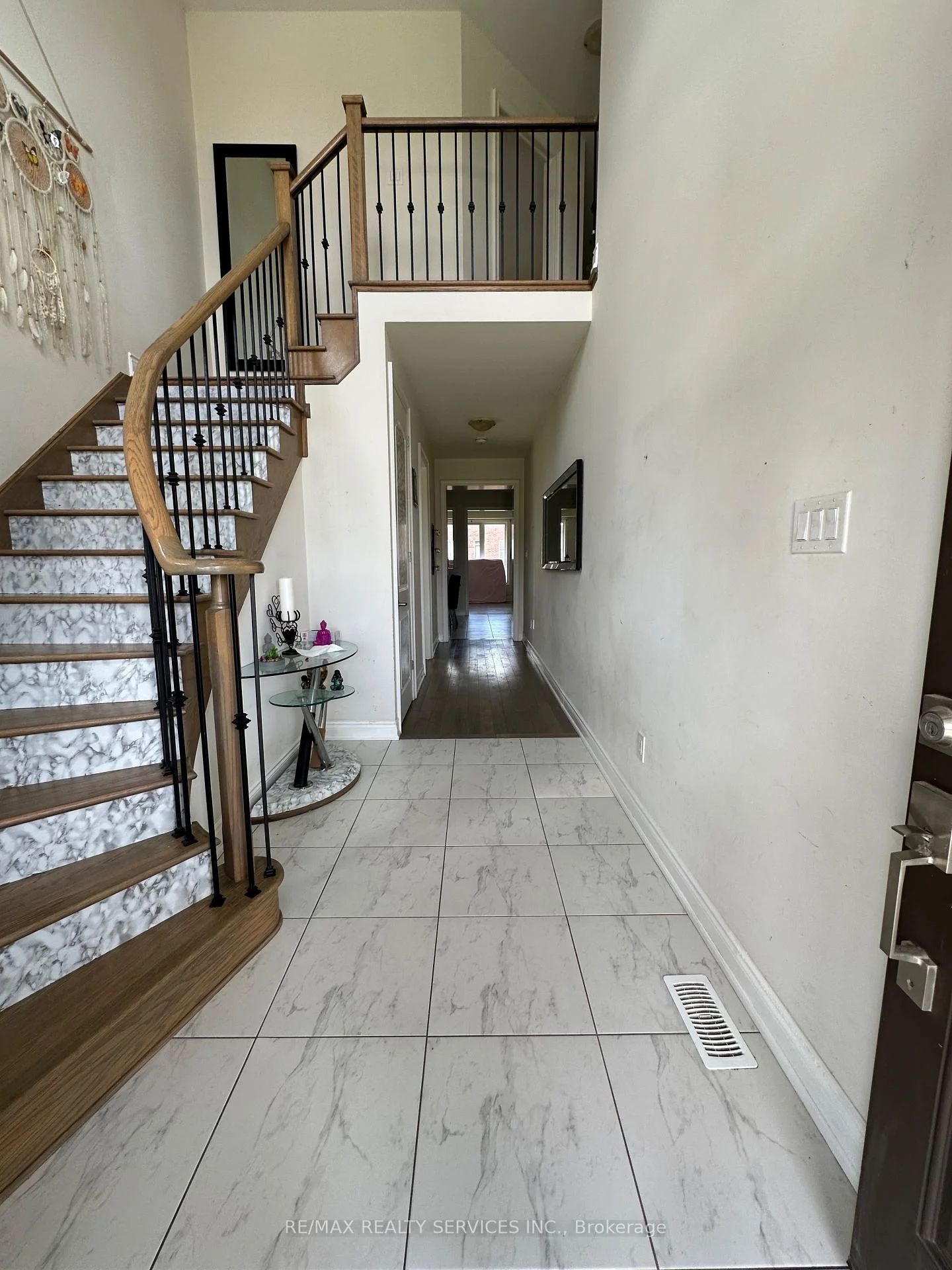 Photo 2 of 196 Munro Circle, Brantford, Empire South — HOMEH