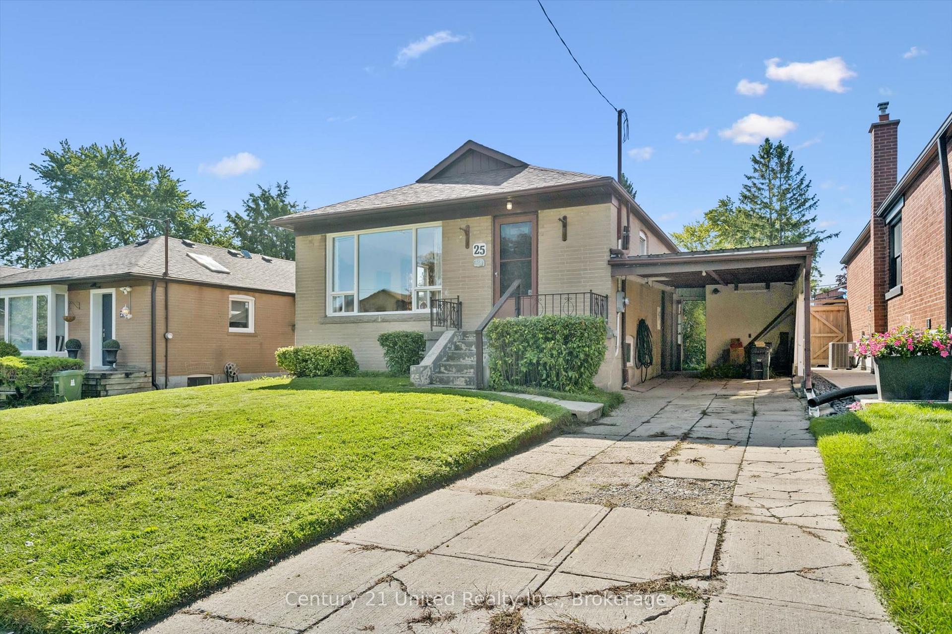 Photo 2 of 25 Vankirk Road, Scarborough, Dorset Park — HOMEH