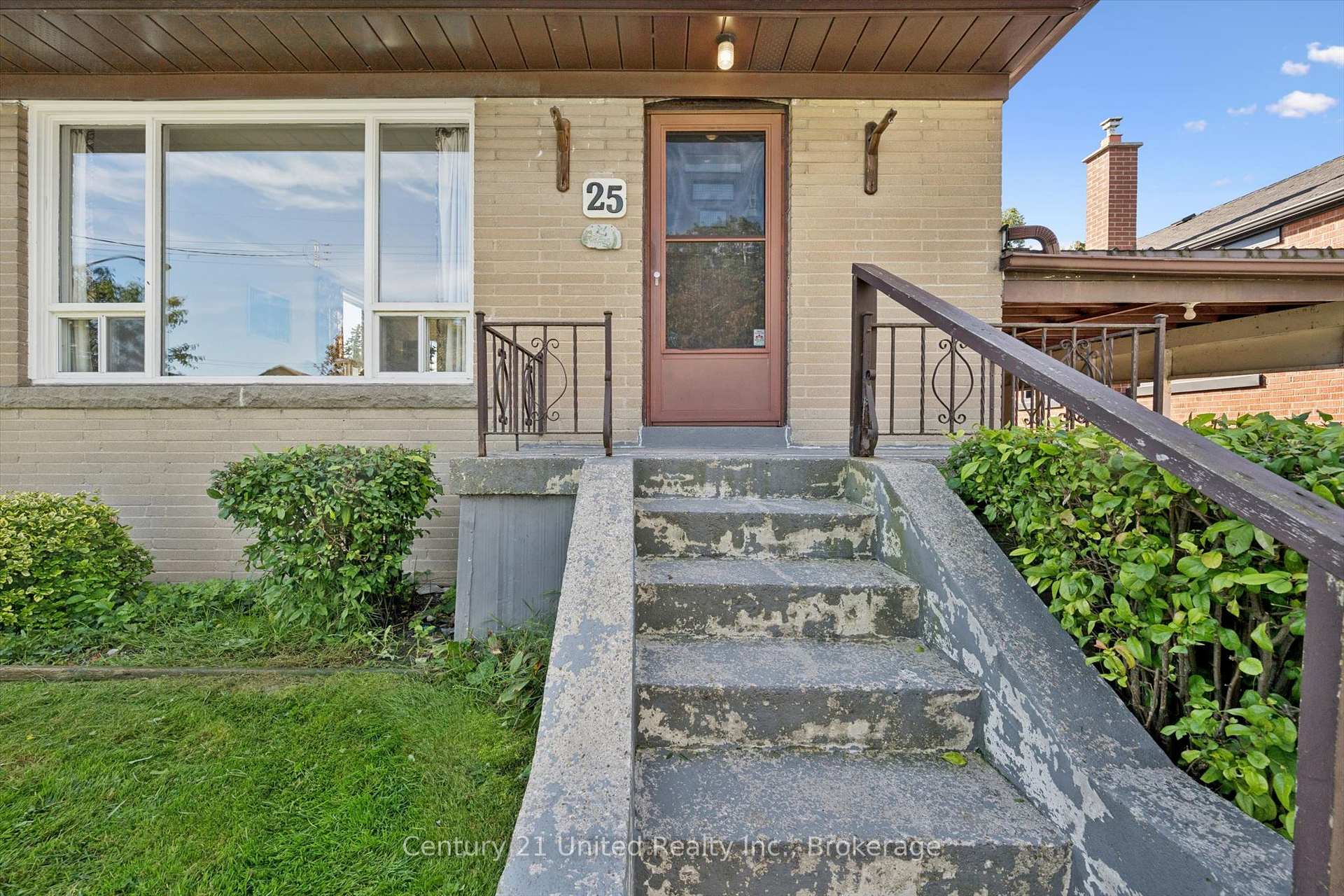 Photo 4 of 25 Vankirk Road, Scarborough, Dorset Park — HOMEH