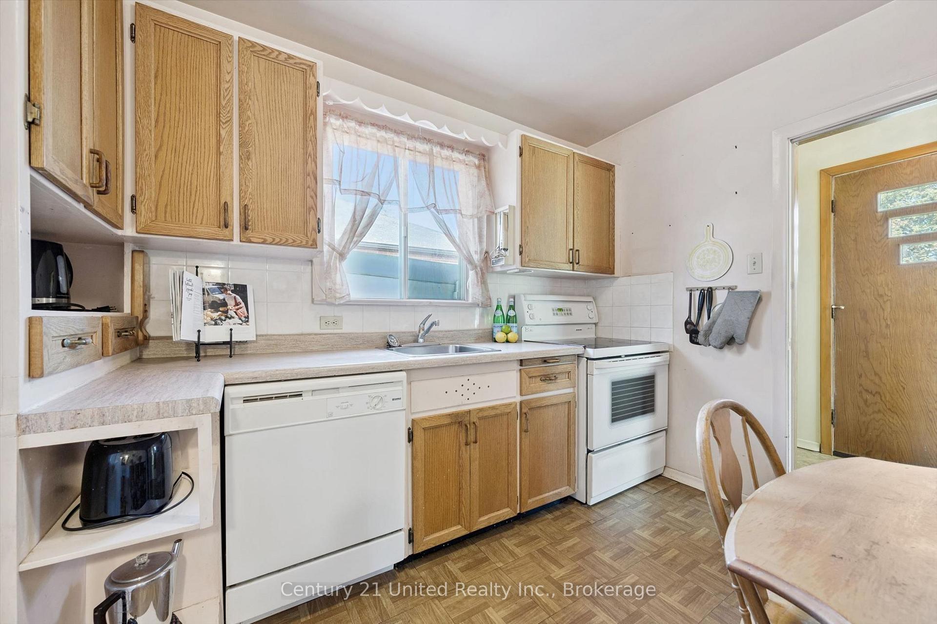 Photo 12 of 25 Vankirk Road, Scarborough, Dorset Park — HOMEH