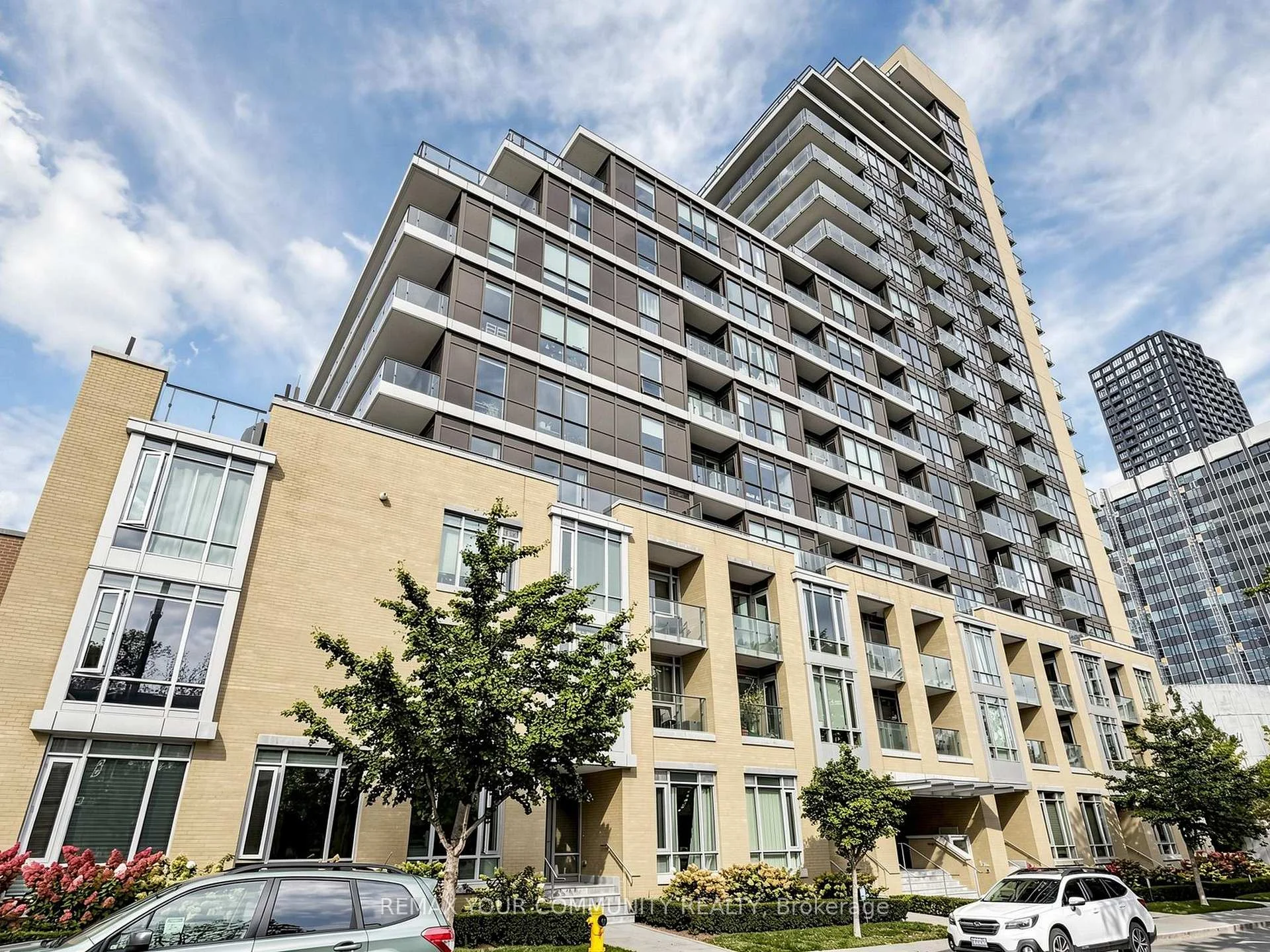 Photo 6 of Unit 306, 60 Berwick Avenue, Toronto, Yonge-Eglinton — HOMEH
