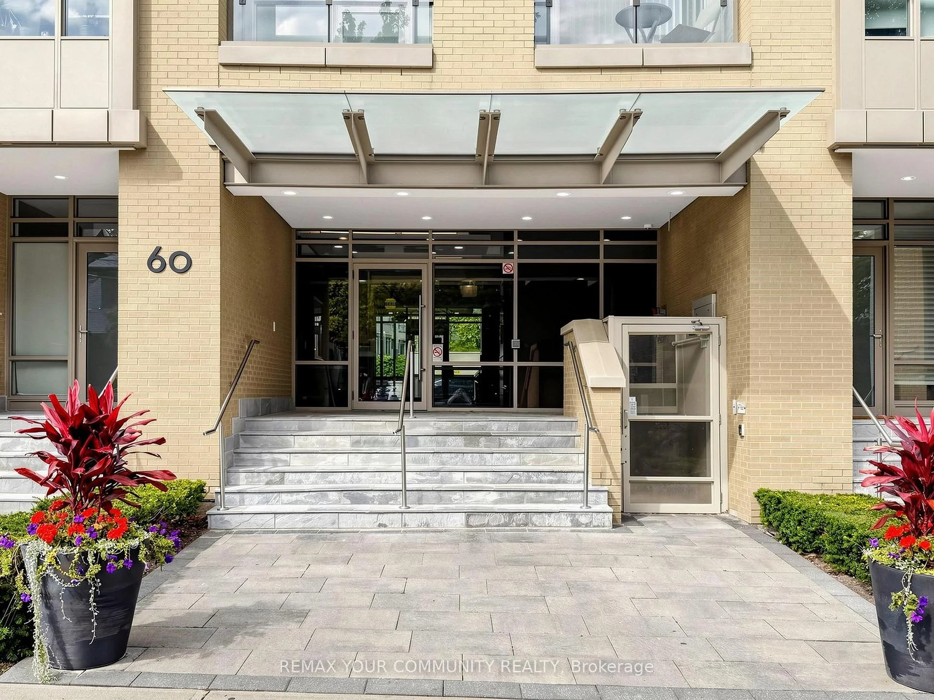 Photo 8 of Unit 306, 60 Berwick Avenue, Toronto, Yonge-Eglinton — HOMEH