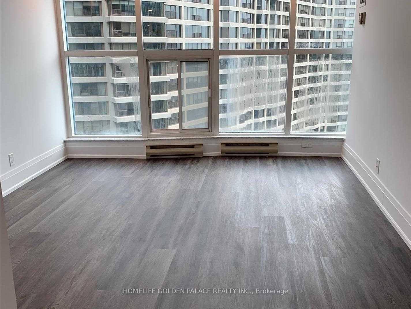 Photo 10 of Unit 3307, 77 Harbour Square, Toronto, Waterfront Communities — HOMEH