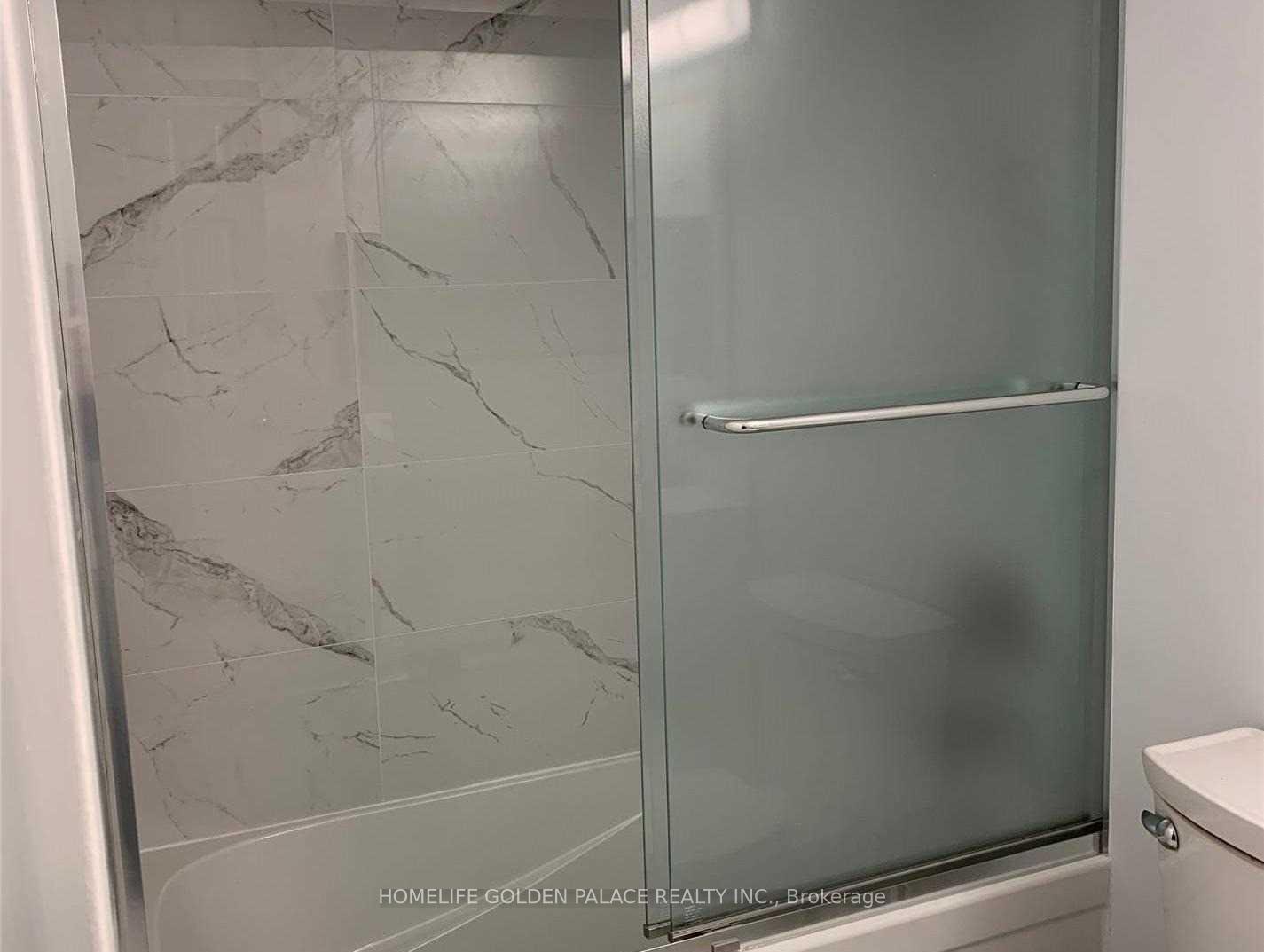 Photo 13 of Unit 3307, 77 Harbour Square, Toronto, Waterfront Communities — HOMEH