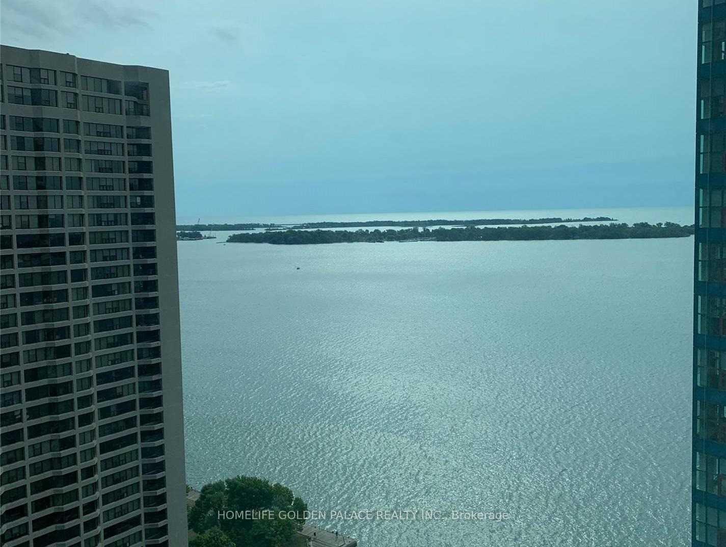 Photo 17 of Unit 3307, 77 Harbour Square, Toronto, Waterfront Communities — HOMEH