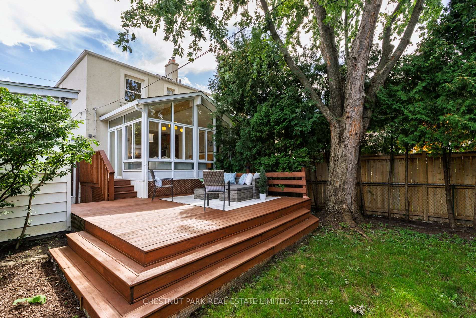 Photo 30 of 64 Pasadena Gardens, Toronto, Lambton Baby Point — HOMEH