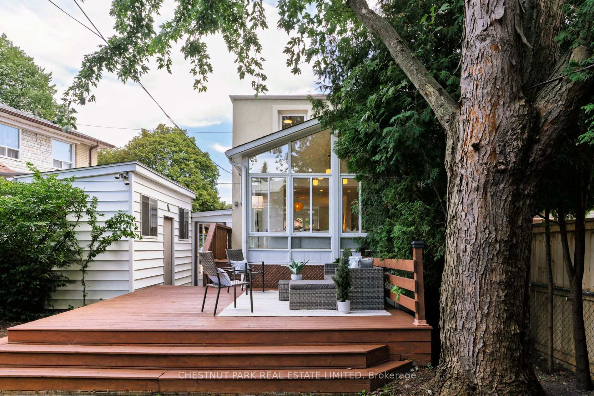 Photo 32 of 64 Pasadena Gardens, Toronto, Lambton Baby Point — HOMEH