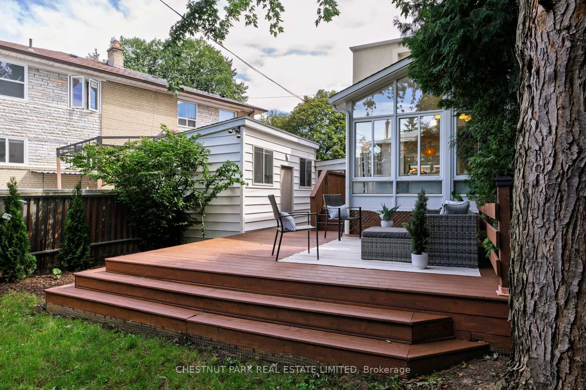 Photo 36 of 64 Pasadena Gardens, Toronto, Lambton Baby Point — HOMEH