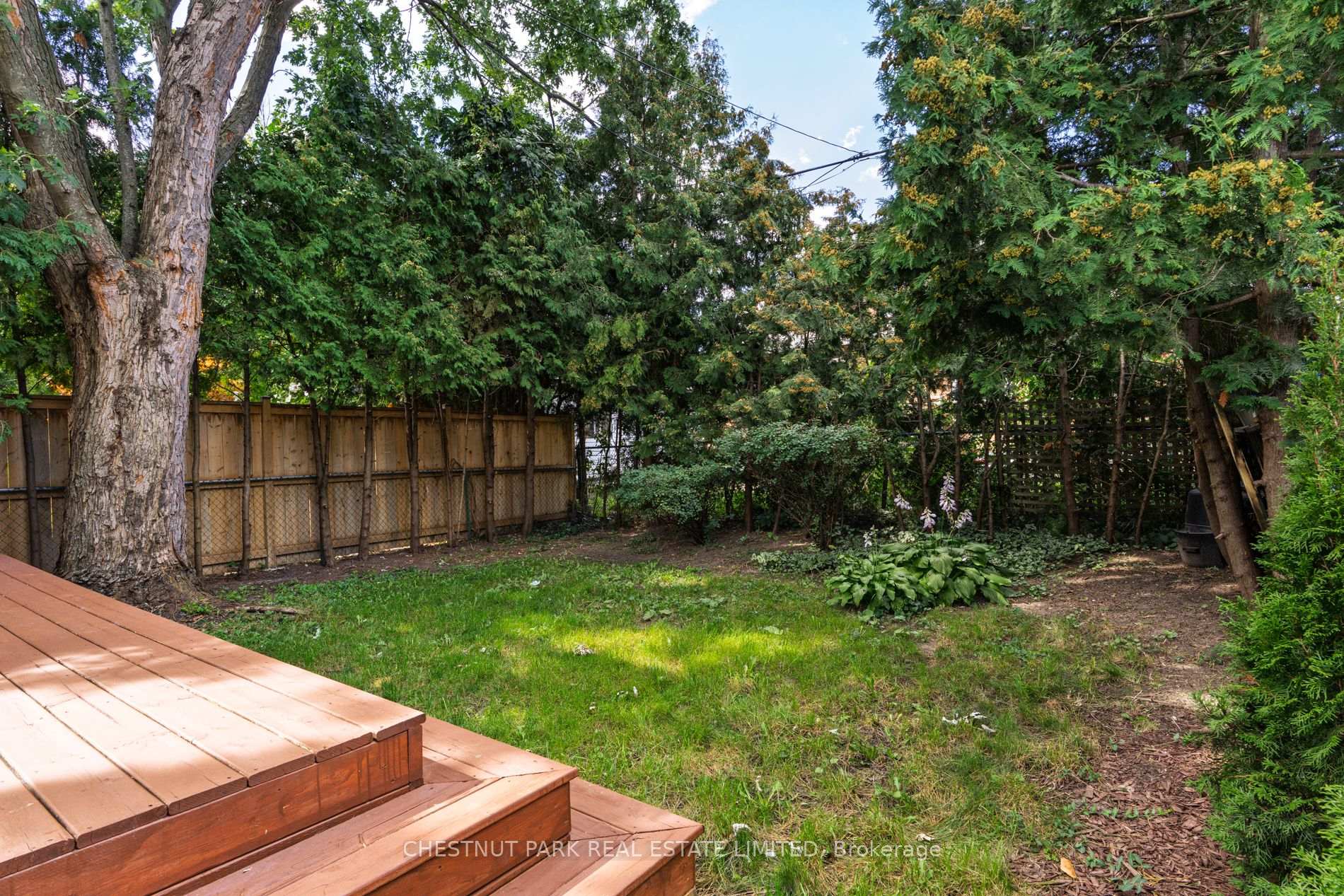 Photo 37 of 64 Pasadena Gardens, Toronto, Lambton Baby Point — HOMEH