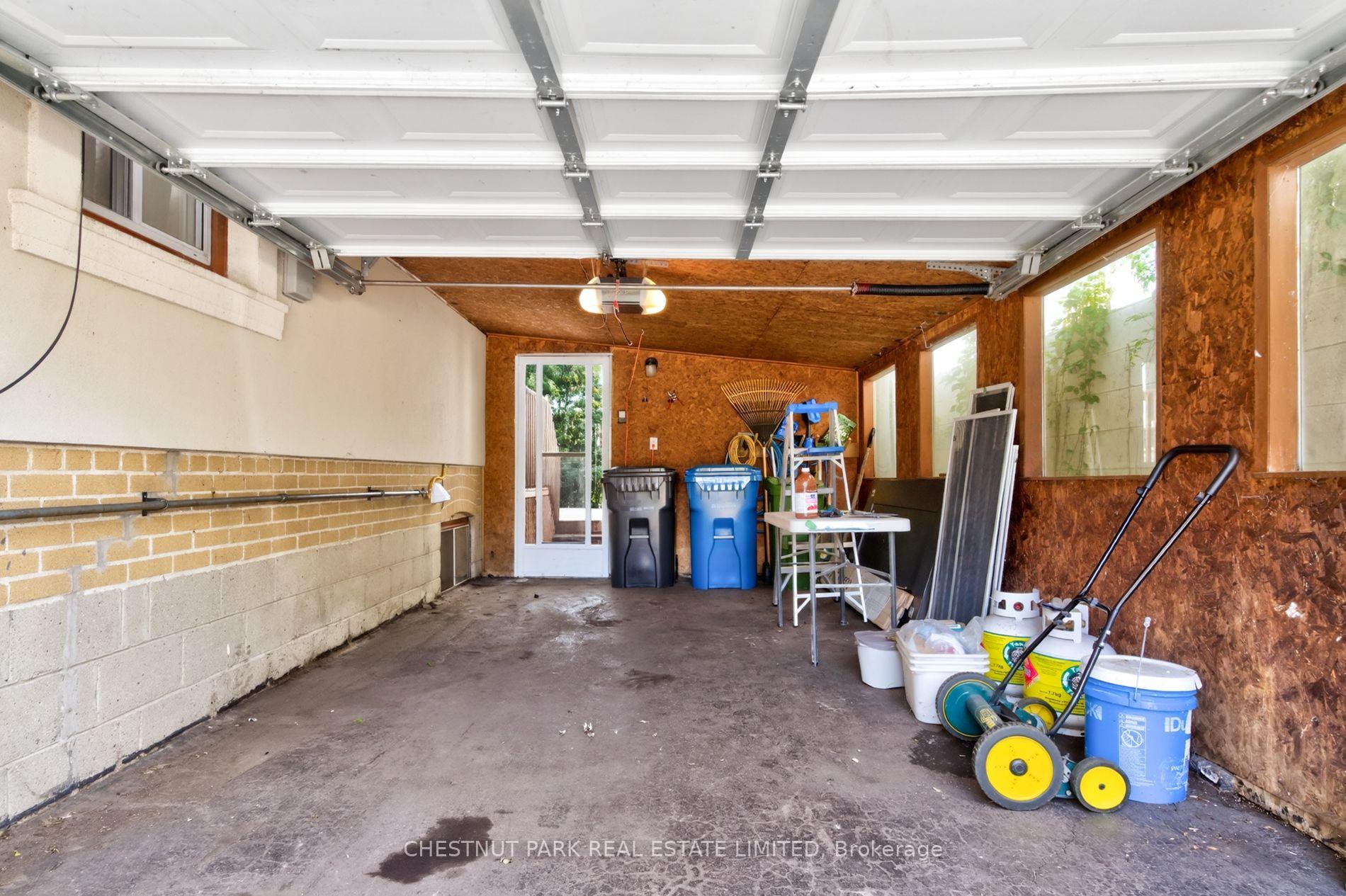 Photo 38 of 64 Pasadena Gardens, Toronto, Lambton Baby Point — HOMEH