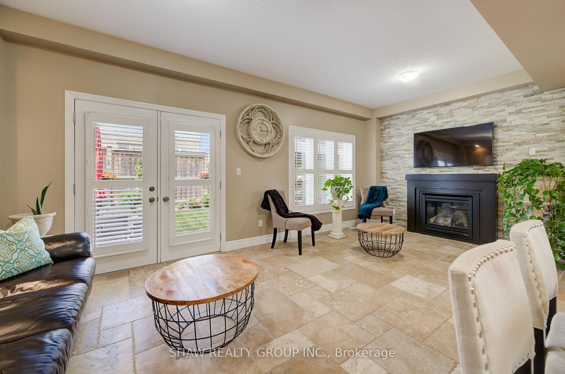 Photo 13 of 300 Watervale Crescent, Kitchener, Grand River South — HOMEH