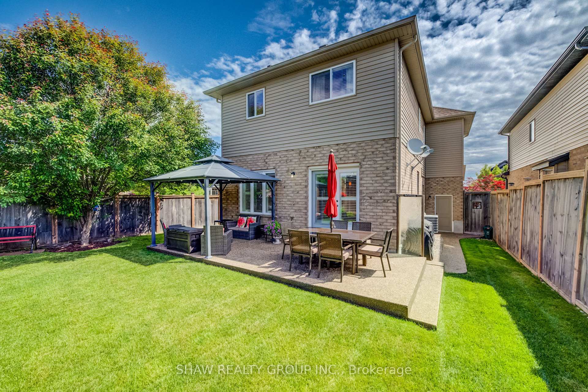 Photo 40 of 300 Watervale Crescent, Kitchener, Grand River South — HOMEH