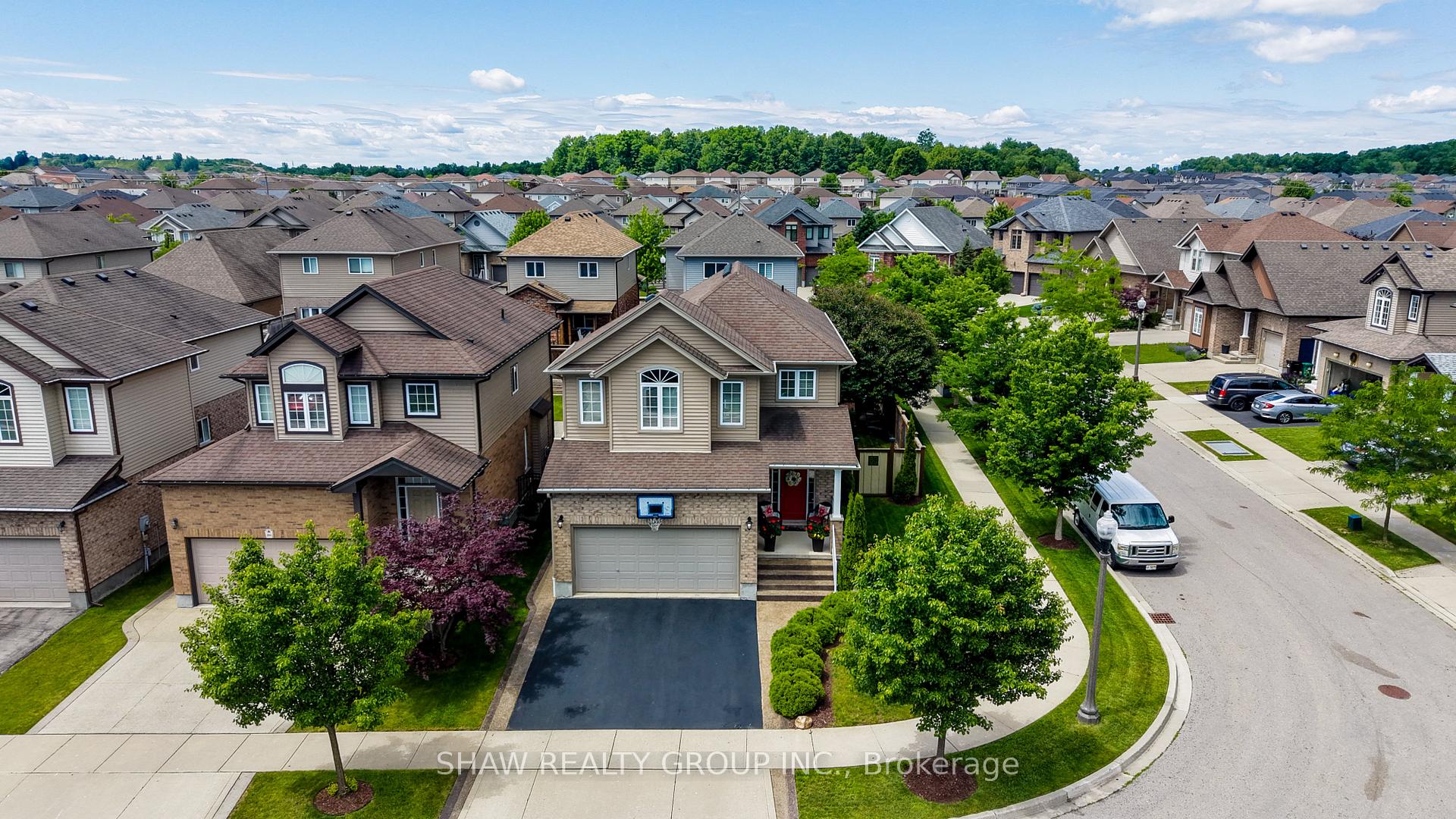 Photo 46 of 300 Watervale Crescent, Kitchener, Grand River South — HOMEH