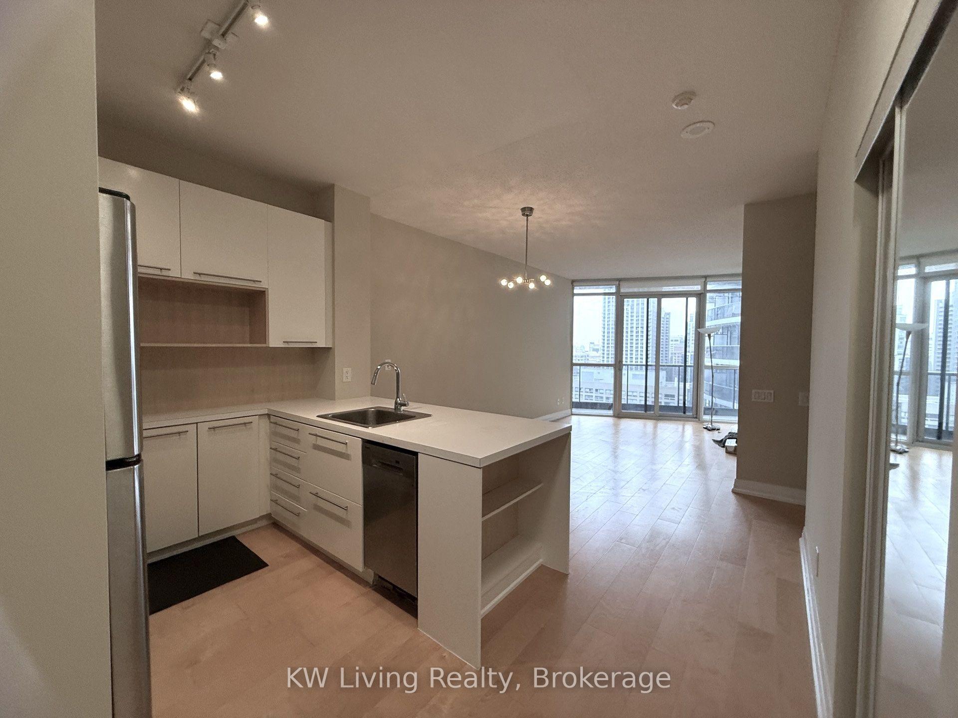 Photo 6 of Unit 2105, 25 Carlton Street, Toronto, Church-Yonge Corridor — HOMEH