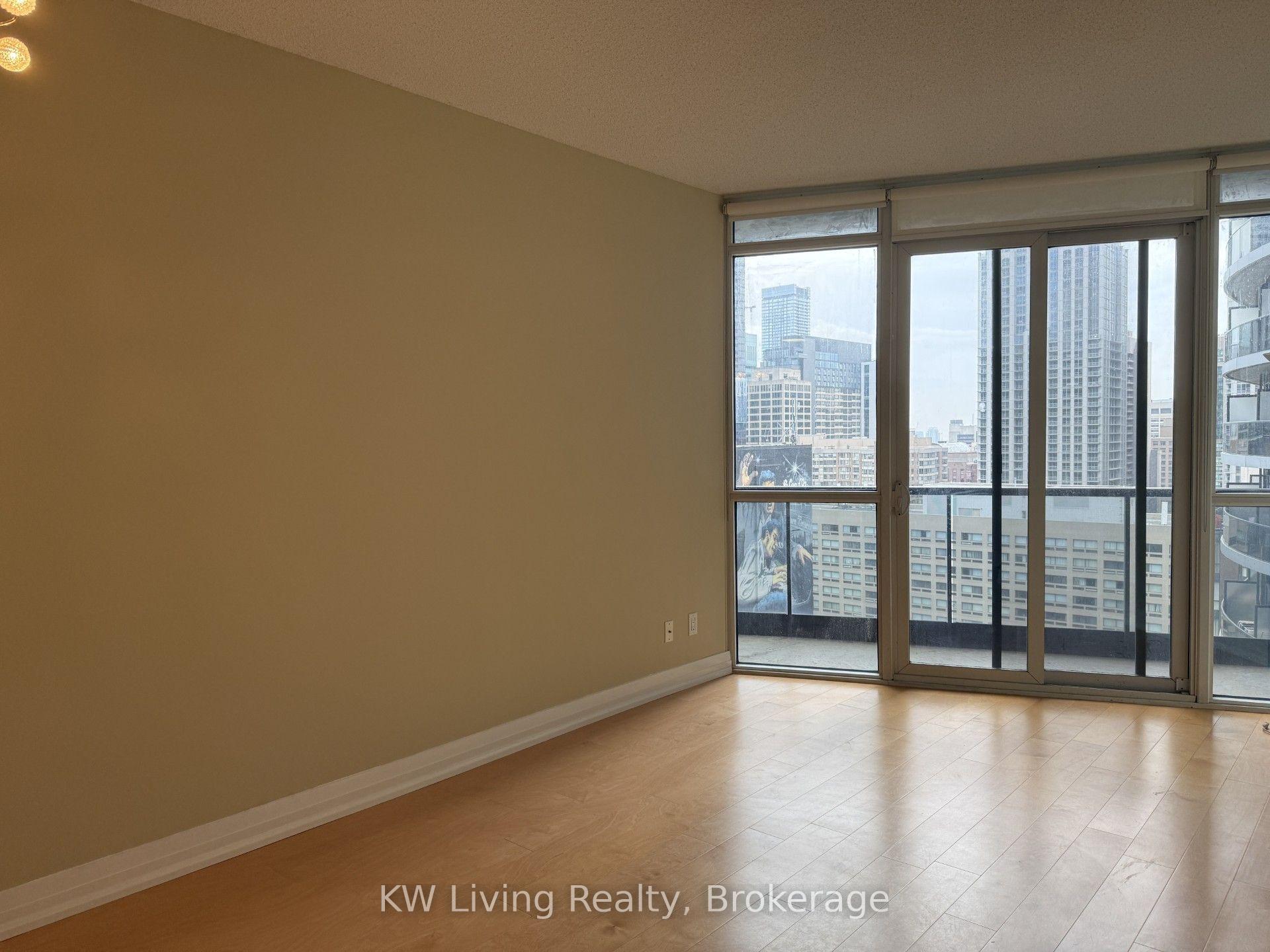 Photo 10 of Unit 2105, 25 Carlton Street, Toronto, Church-Yonge Corridor — HOMEH