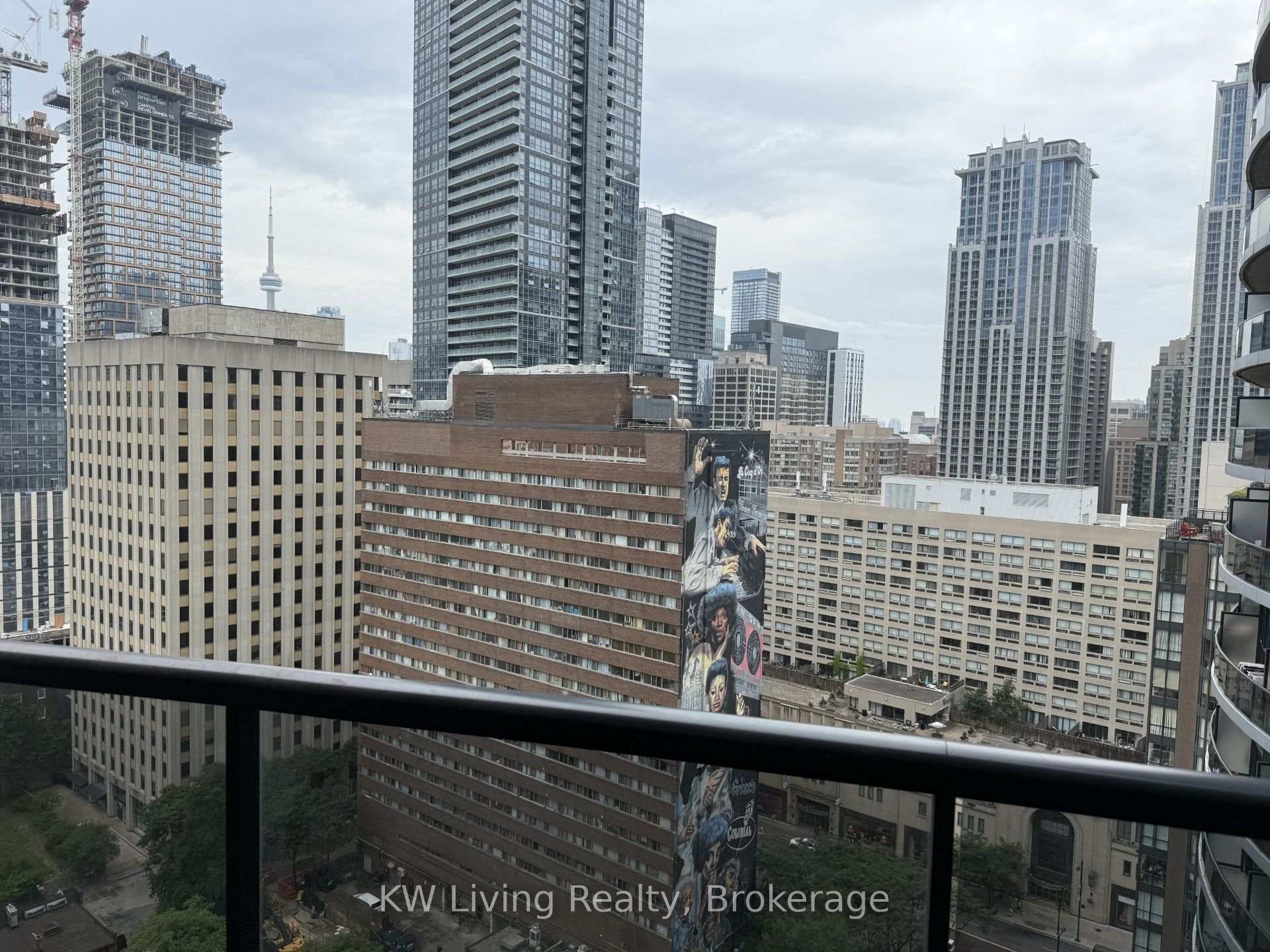 Photo 11 of Unit 2105, 25 Carlton Street, Toronto, Church-Yonge Corridor — HOMEH