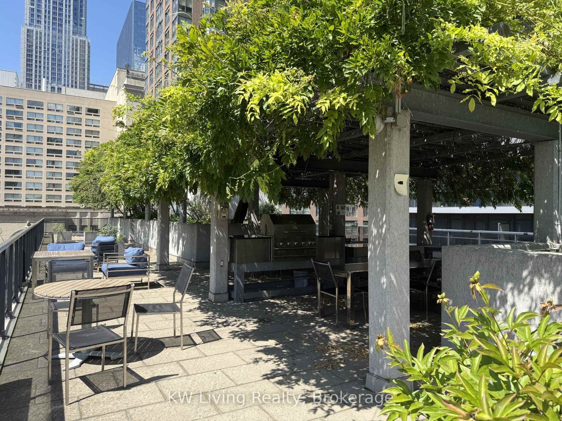 Photo 30 of Unit 2105, 25 Carlton Street, Toronto, Church-Yonge Corridor — HOMEH