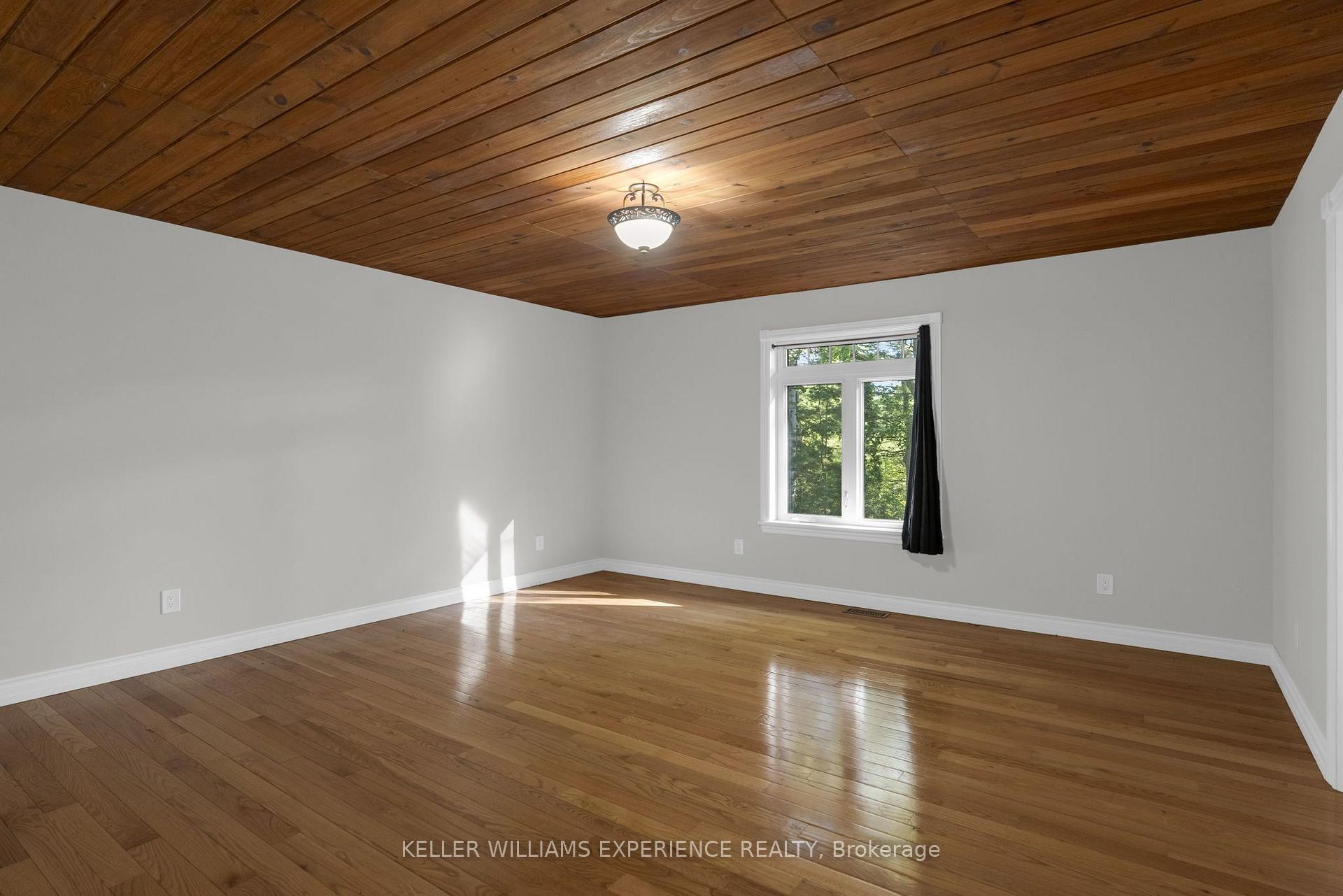Photo 12 of 229 Sunnidale Road, Wasaga Beach — HOMEH