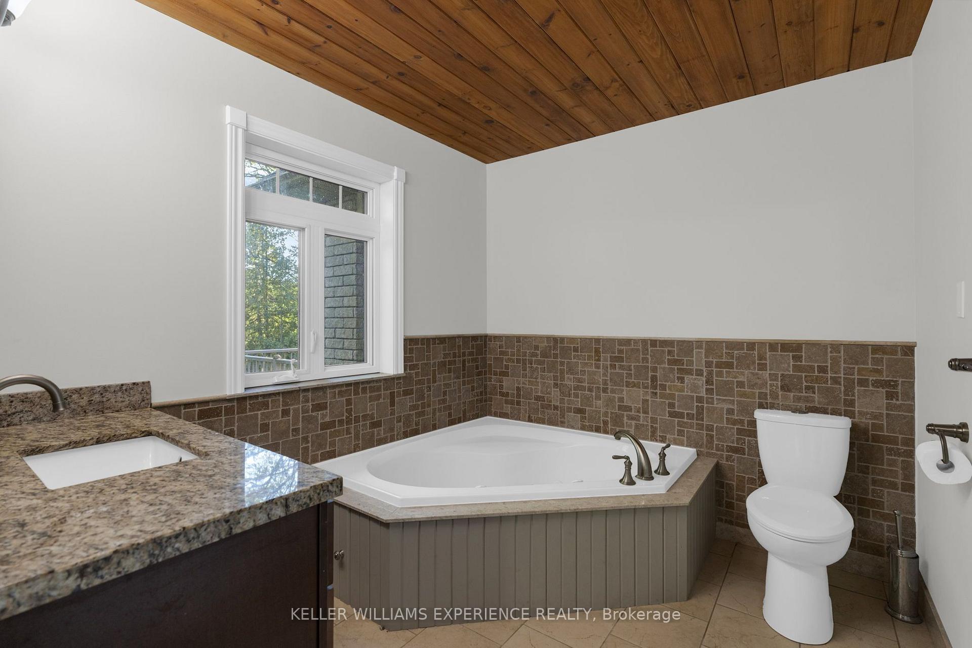 Photo 14 of 229 Sunnidale Road, Wasaga Beach — HOMEH