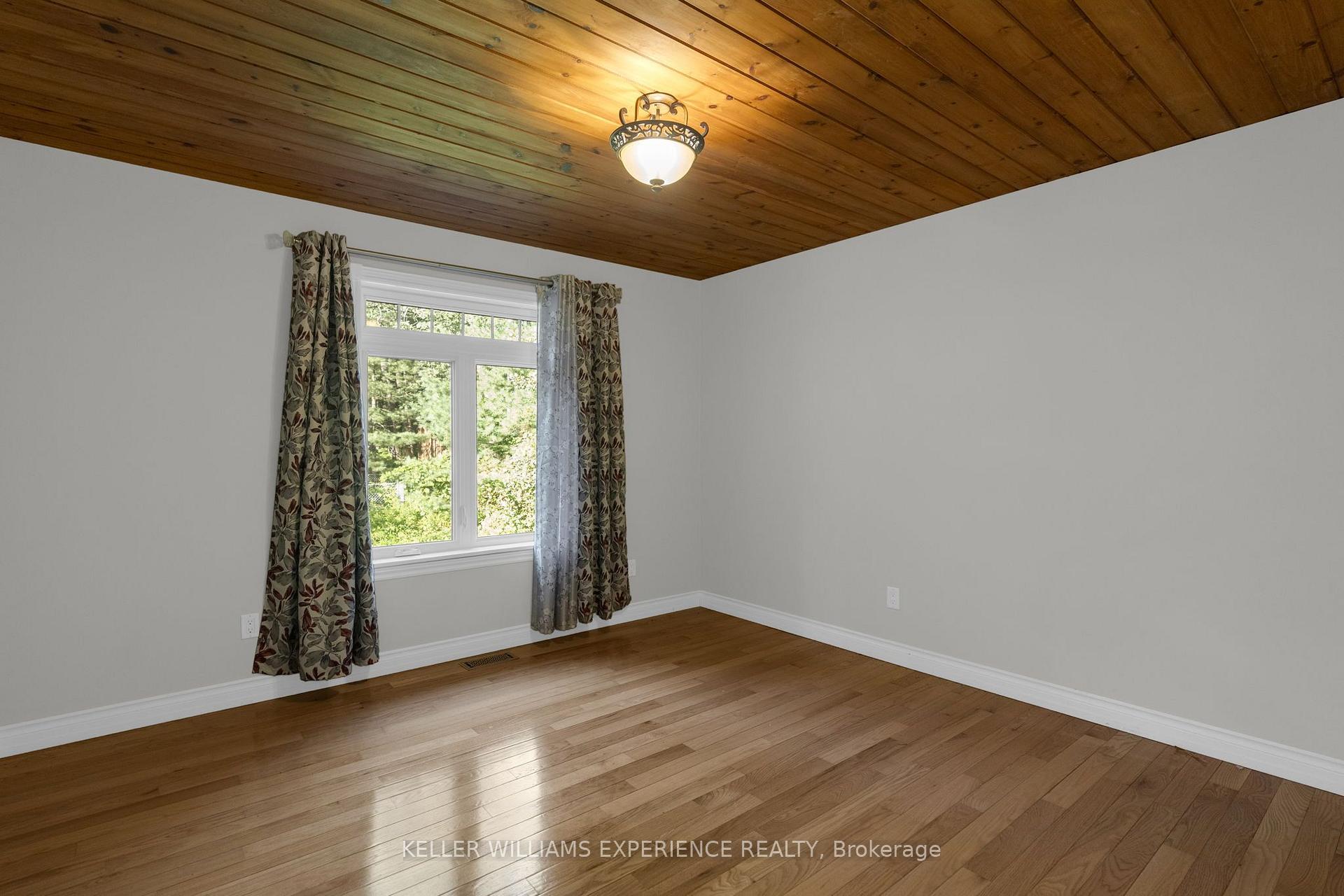 Photo 17 of 229 Sunnidale Road, Wasaga Beach — HOMEH