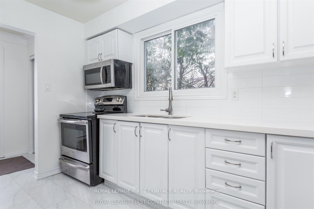 Photo 18 of 3 Oren Boulevard, Barrie, Sunnidale — HOMEH