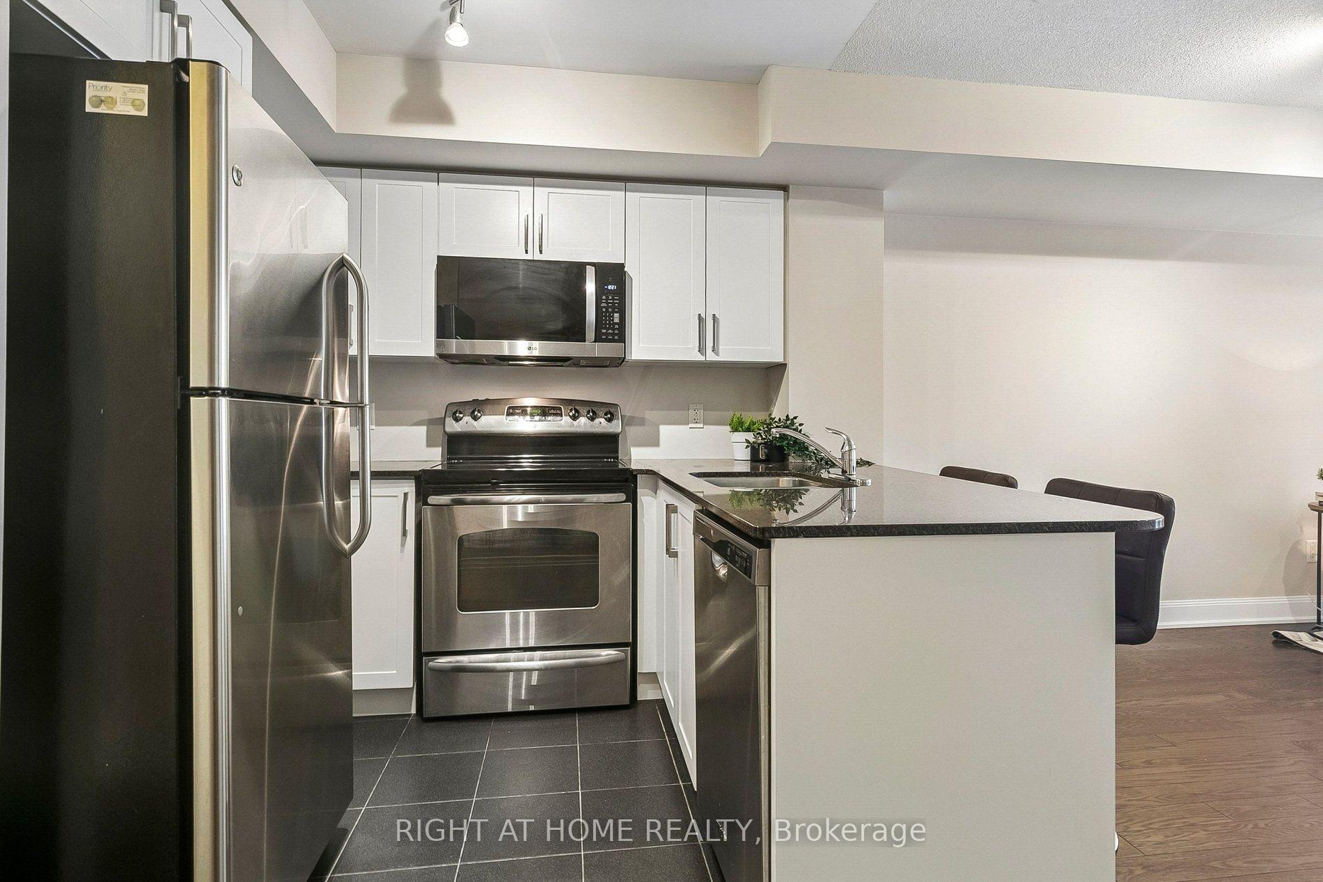 Photo 6 of Unit 2804, 2181 Yonge Street, Toronto, Mount Pleasant West — HOMEH