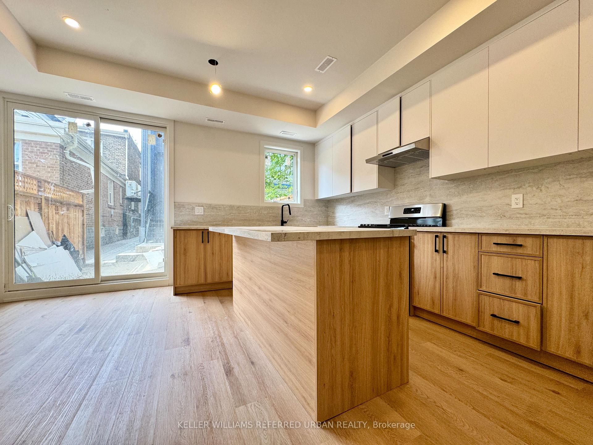 Photo 2 of Unit Laneway, 269 Brunswick Avenue, Toronto, University — HOMEH