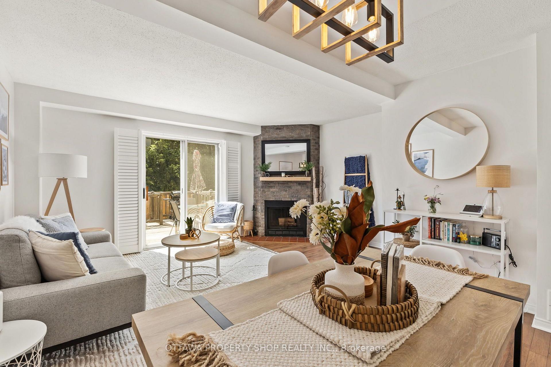 Photo 9 of 4006 Eady Court, Ottawa, Cyrville — HOMEH