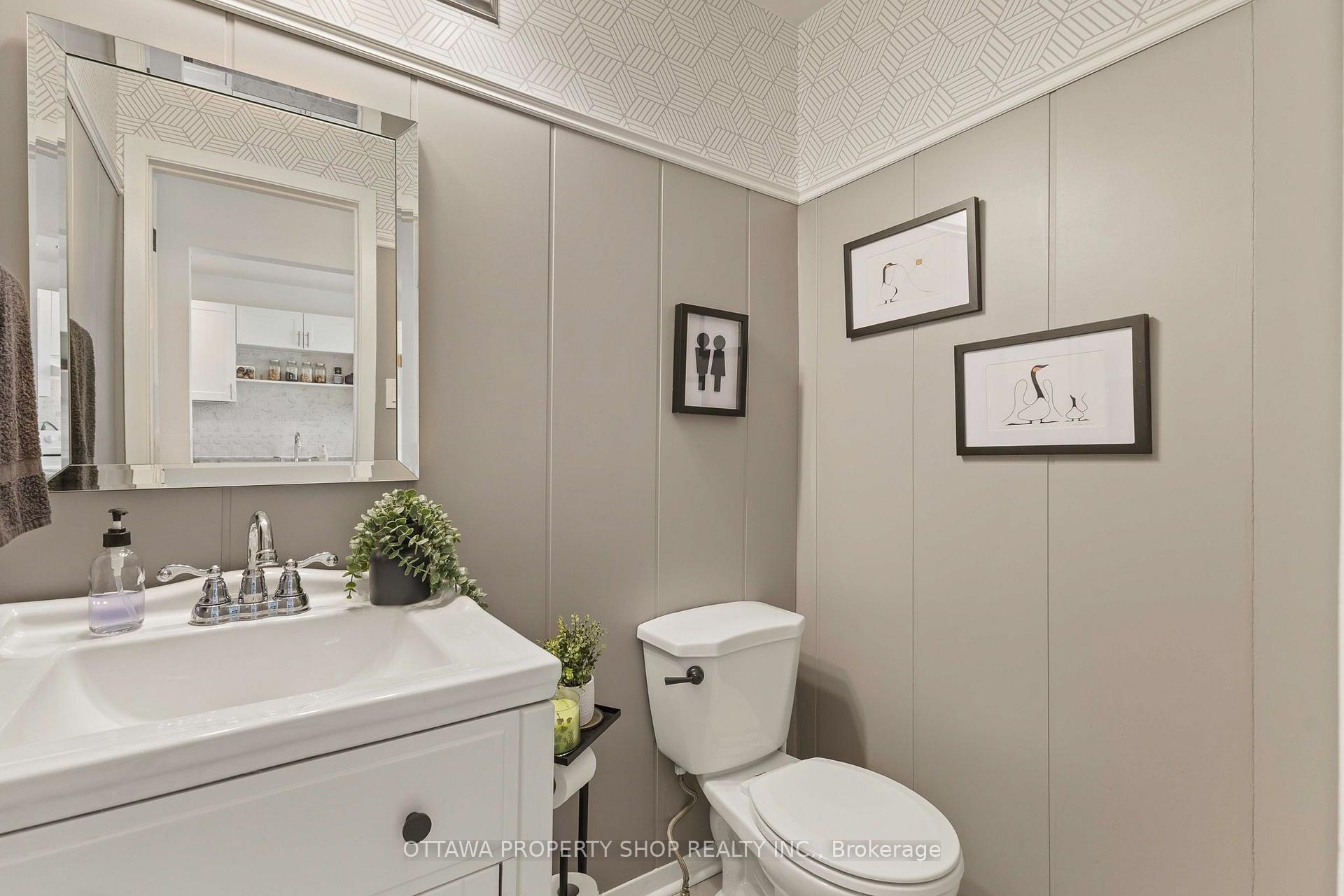 Photo 13 of 4006 Eady Court, Ottawa, Cyrville — HOMEH