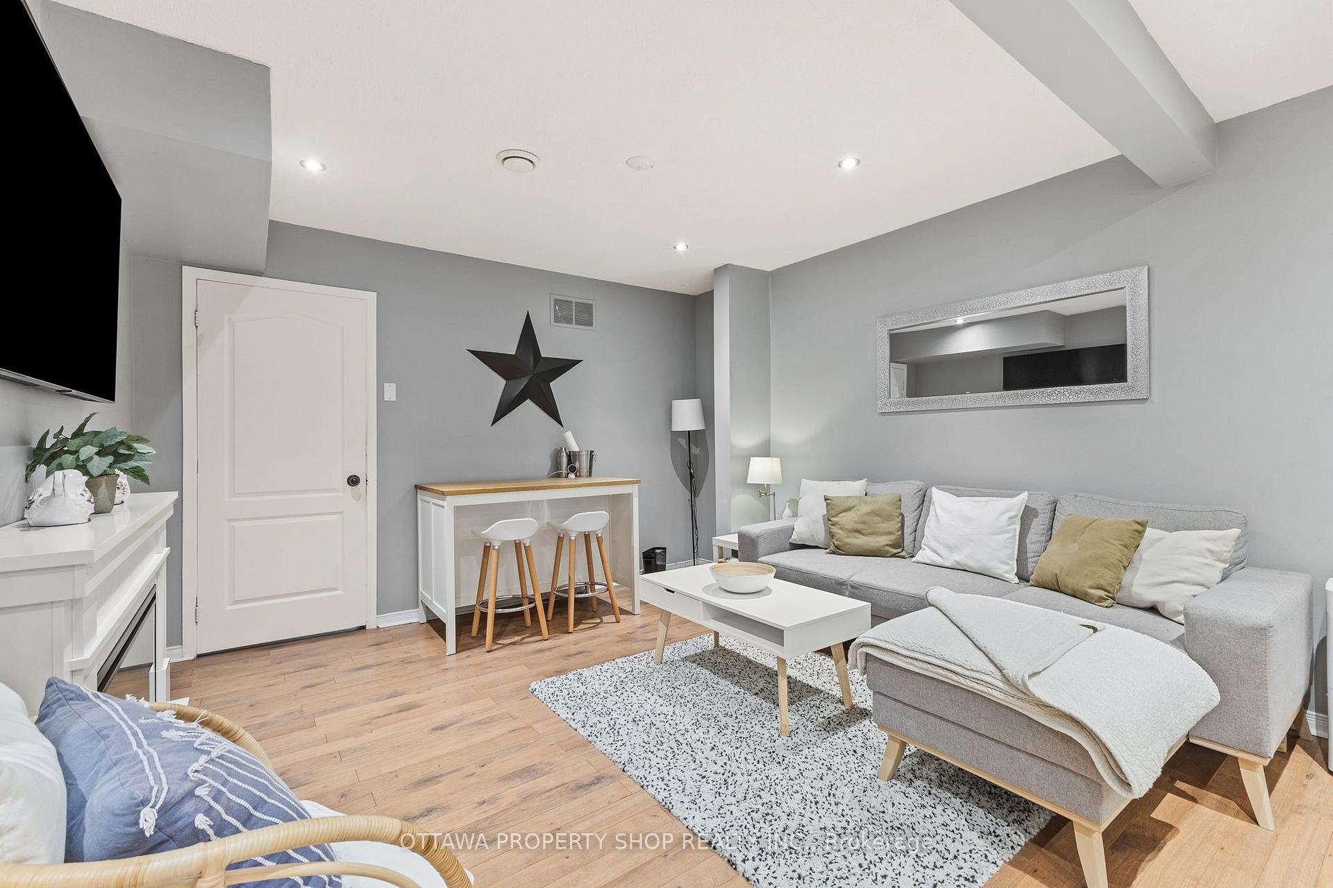Photo 21 of 4006 Eady Court, Ottawa, Cyrville — HOMEH