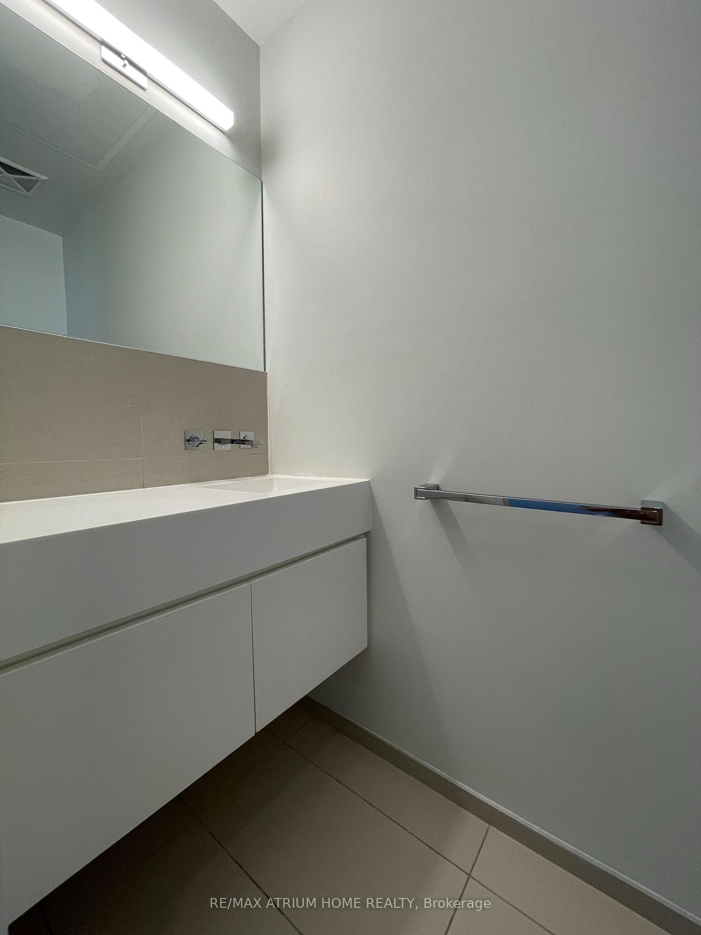 Photo 10 of Unit 3910, 45 Charles Street E, Toronto, Church-Yonge Corridor — HOMEH