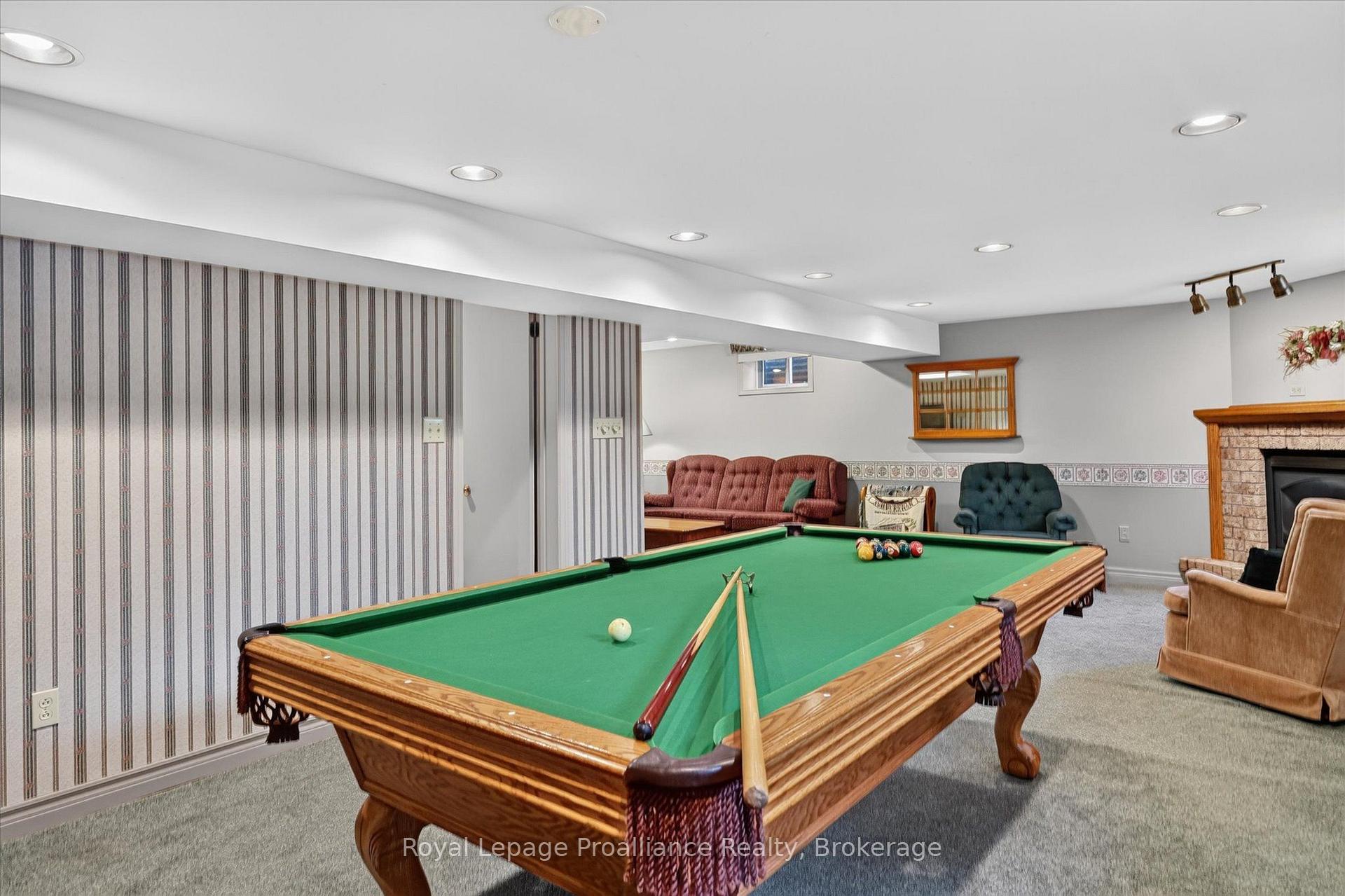 Photo 27 of 1296 Hudson Street, Peterborough, Northcrest Ward 5 — HOMEH