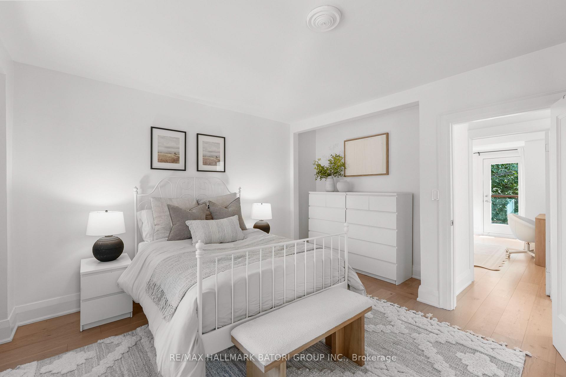 Photo 16 of 555 Castlefield Avenue, Toronto, Forest Hill North — HOMEH