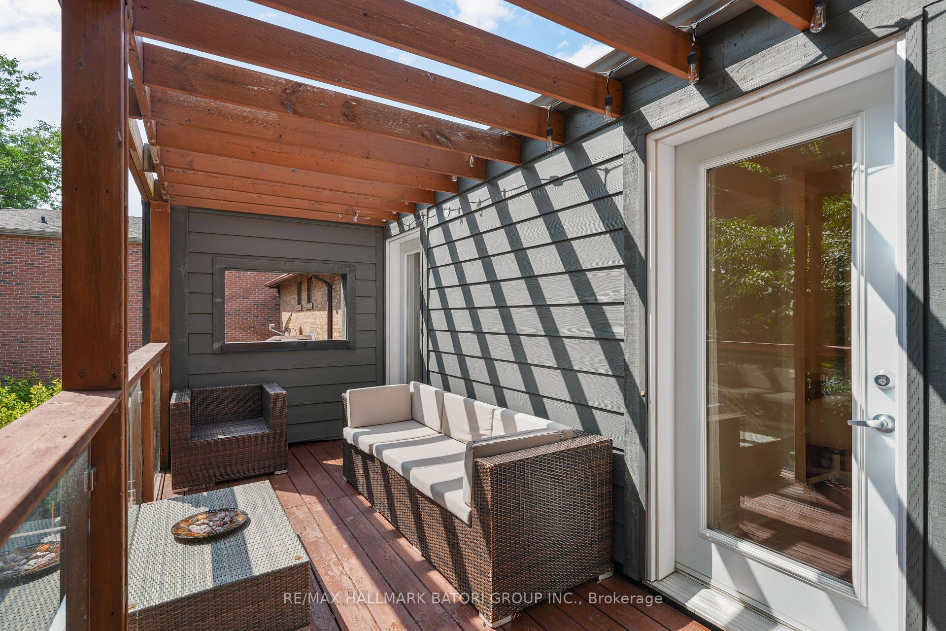 Photo 25 of 555 Castlefield Avenue, Toronto, Forest Hill North — HOMEH