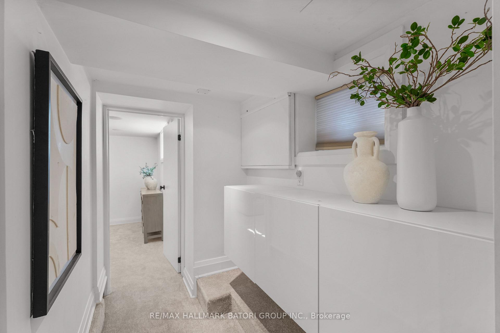 Photo 28 of 555 Castlefield Avenue, Toronto, Forest Hill North — HOMEH