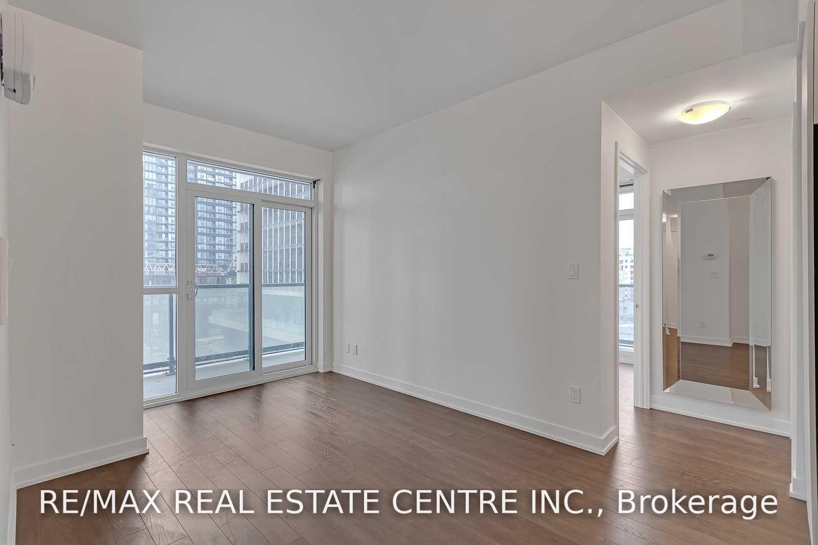 Photo 6 of Unit 706, 30 Ordnance Street, Toronto, Niagara — HOMEH