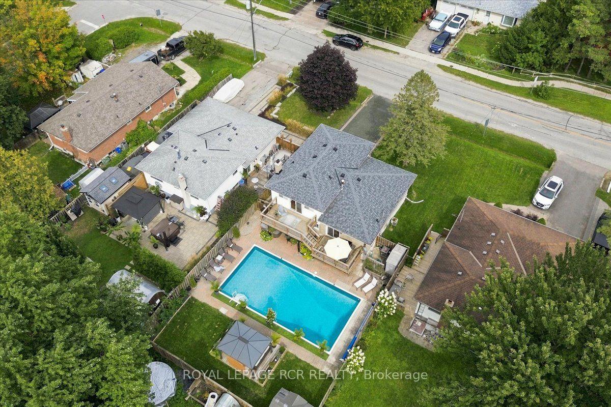 Photo 40 of 232 Centre Street N, New Tecumseth, Beeton — HOMEH
