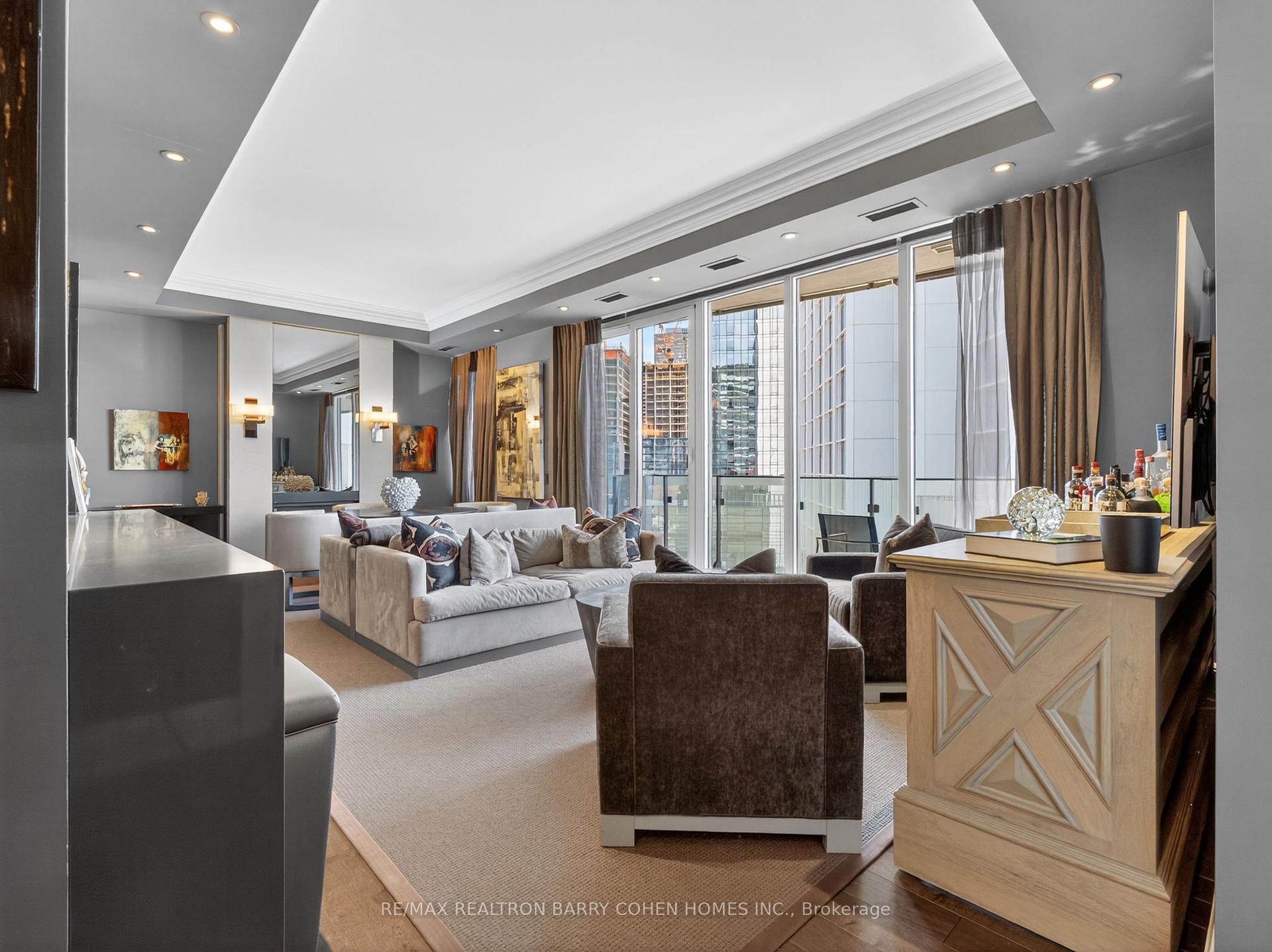 Photo 7 of Unit 1202, 88 Davenport Road, Toronto, The Annex — HOMEH