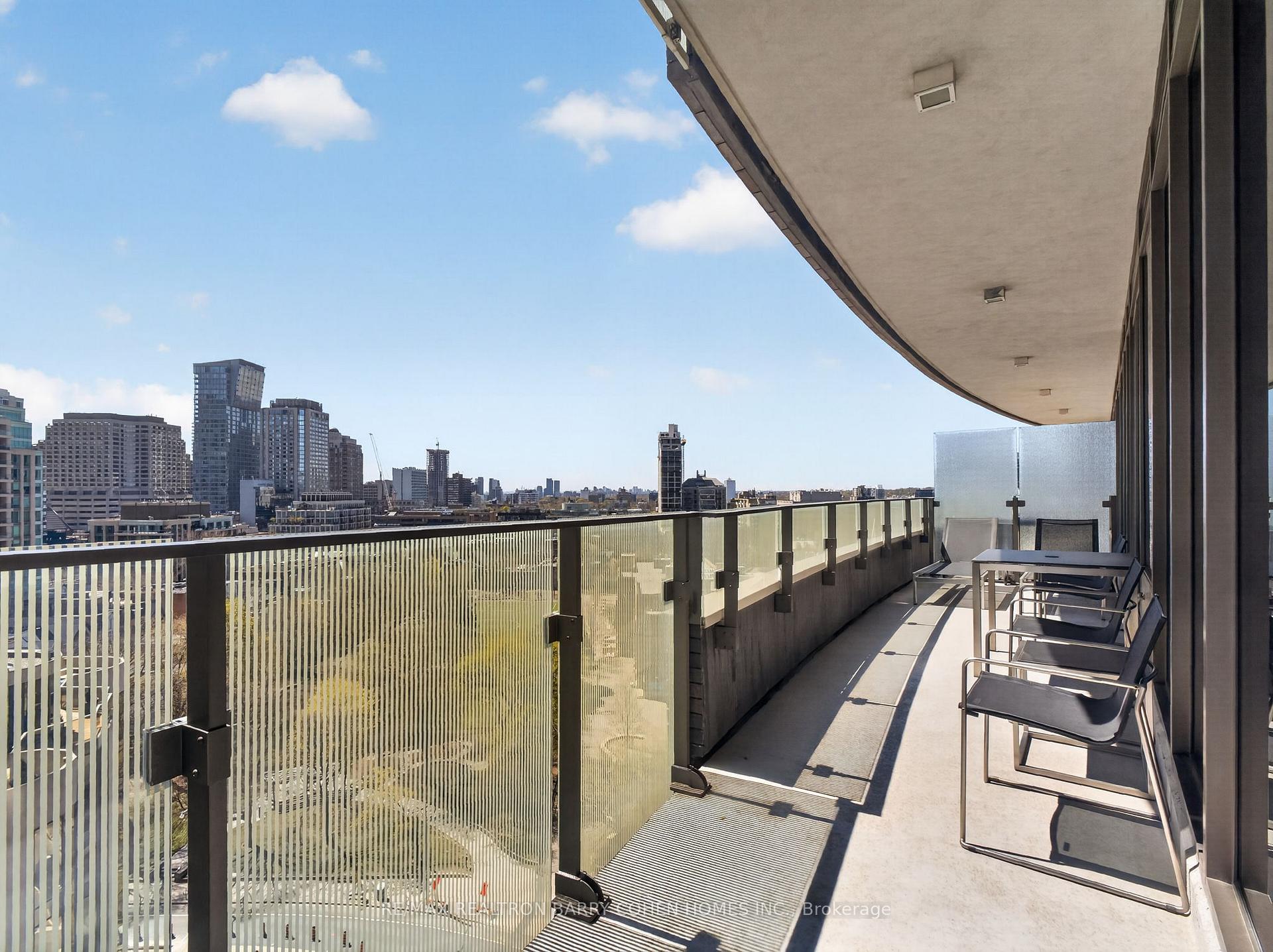 Photo 15 of Unit 1202, 88 Davenport Road, Toronto, The Annex — HOMEH