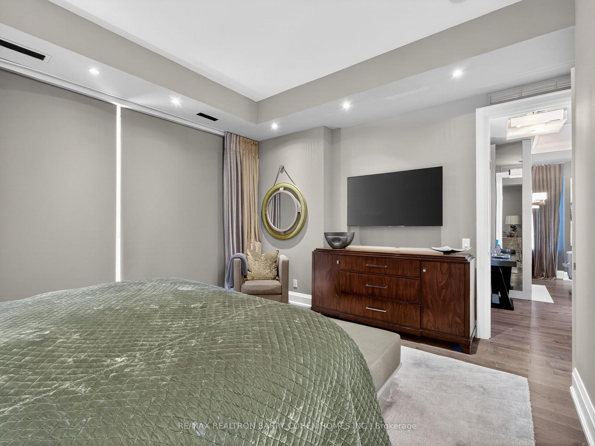 Photo 21 of Unit 1202, 88 Davenport Road, Toronto, The Annex — HOMEH